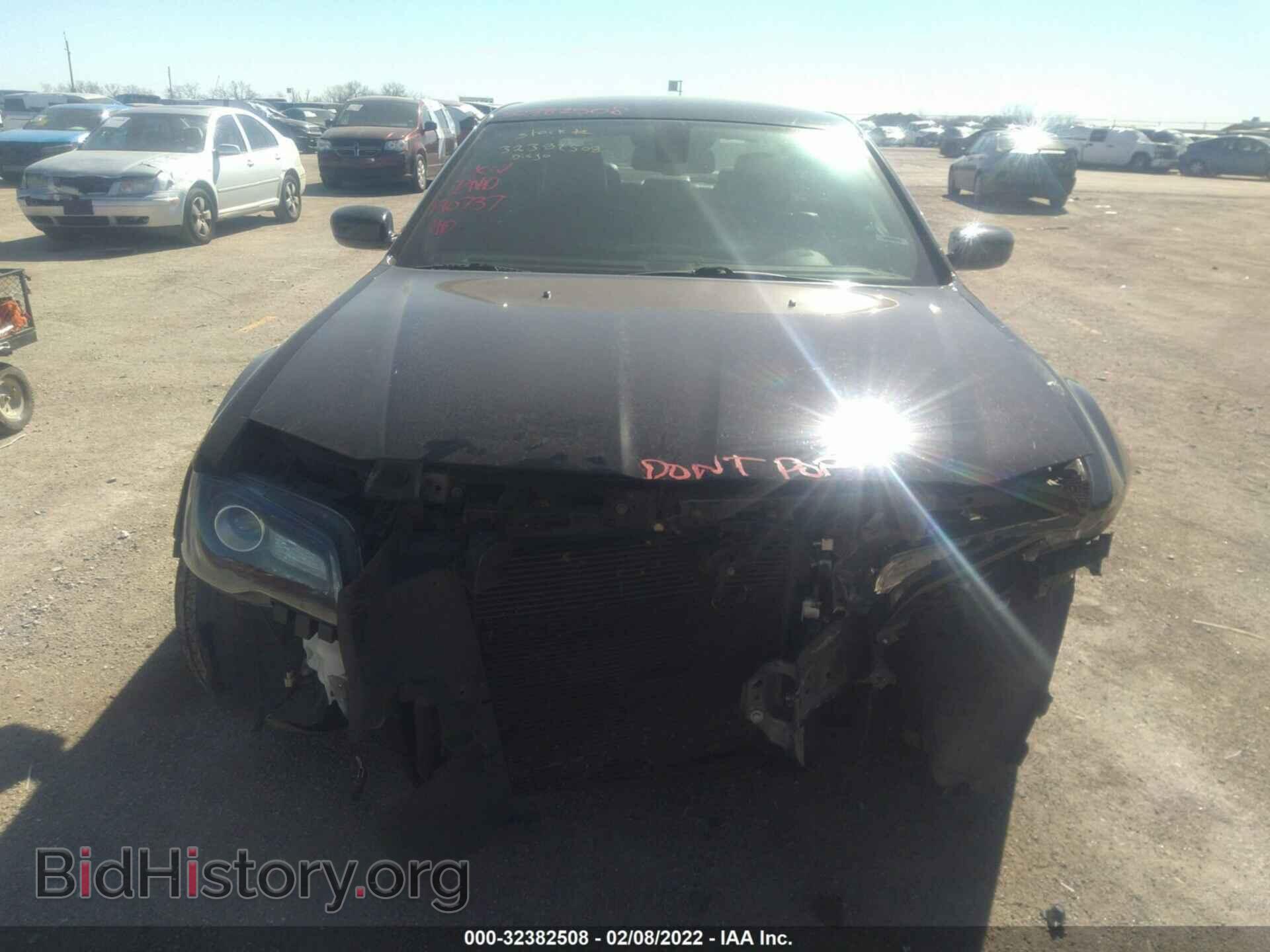2016 CHRYSLER 300 - VIN: 2C3CCAGG0GH182967 - Фото 6