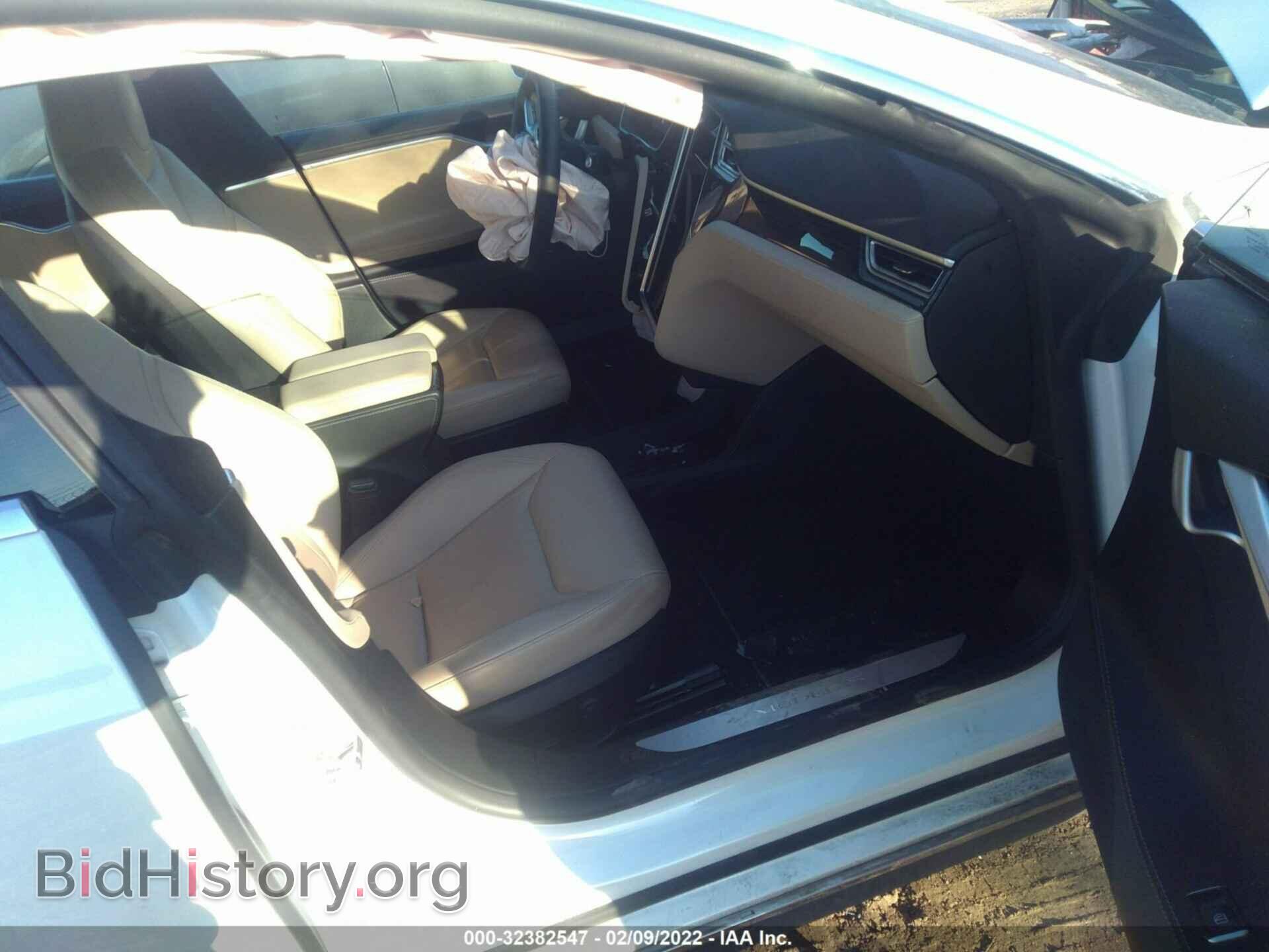 2015 TESLA MODEL S - VIN: 5YJSA1H26FF096695 - Фото 5