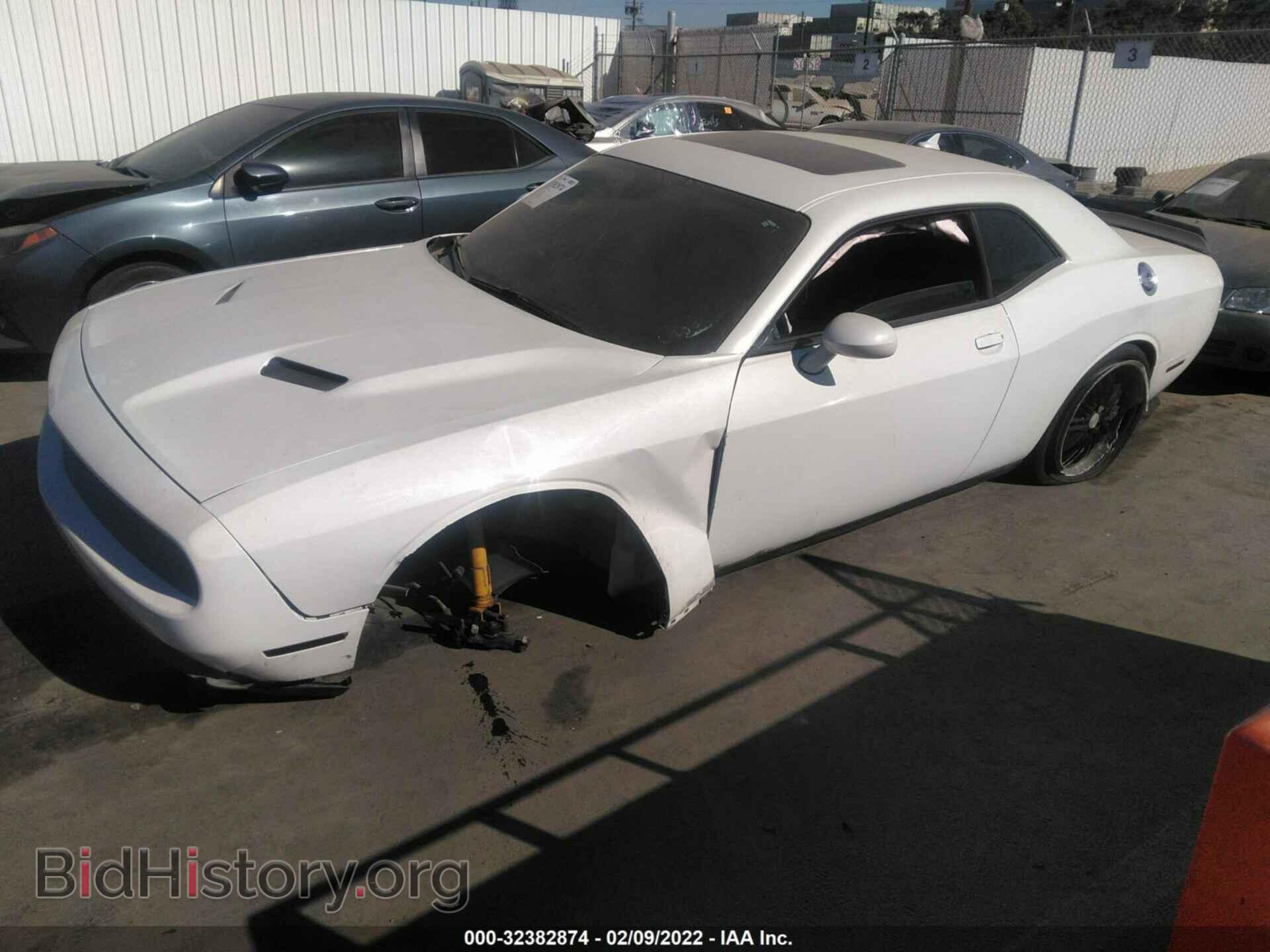 2015 DODGE CHALLENGER - VIN: 2C3CDZBT4FH747798 - Photo 2