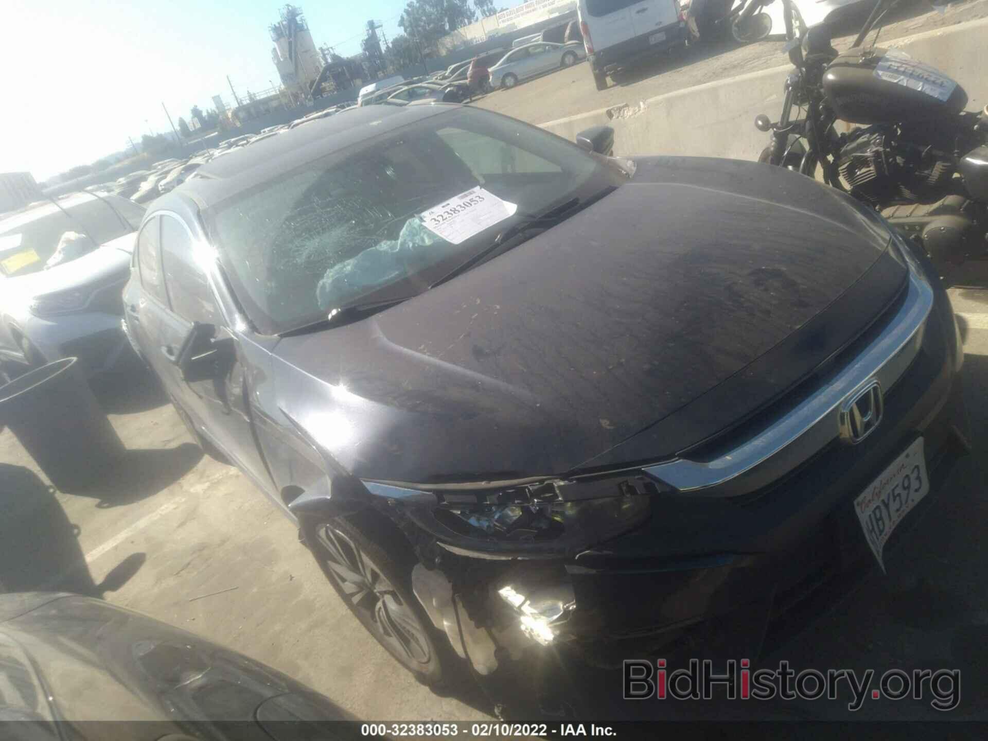 Photo 19XFC1F30GE017827 - HONDA CIVIC SEDAN 2016