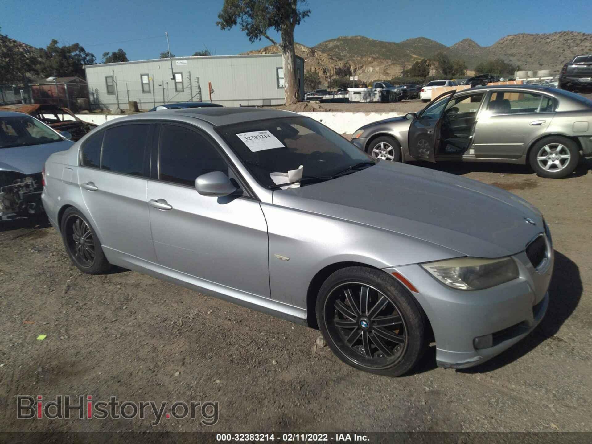 Photo WBAPH5G57BNM73242 - BMW 3 SERIES 2011