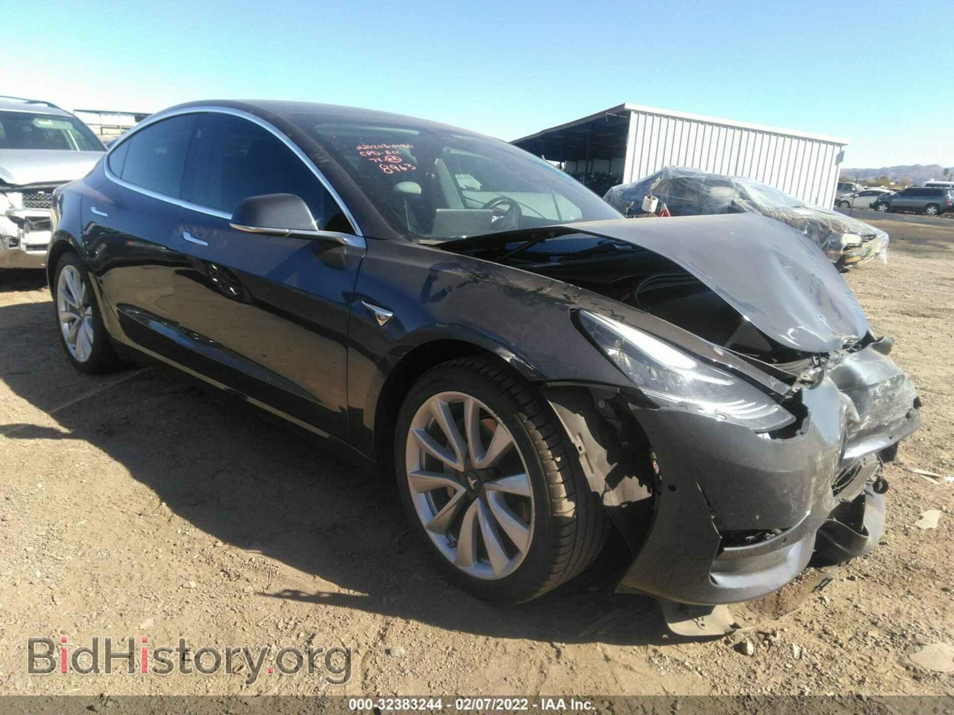 Фотография 5YJ3E1EA5JF038963 - TESLA MODEL 3 2018