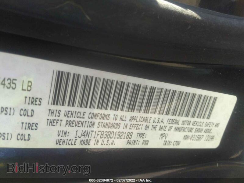 2011 Jeep COMPASS (VIN 1J4NT1FB3BD192189) — photo 9 of 11
