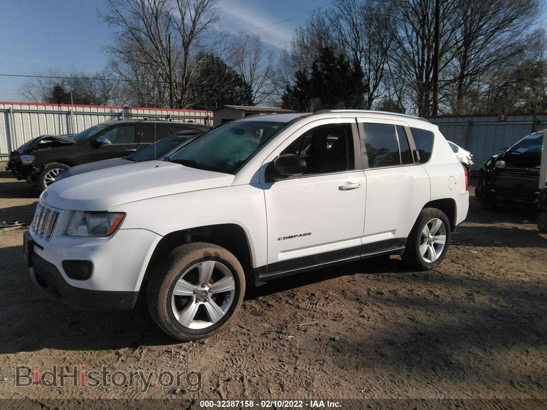2012 JEEP COMPASS - VIN: 1C4NJCEB3CD657015 - Photo 2
