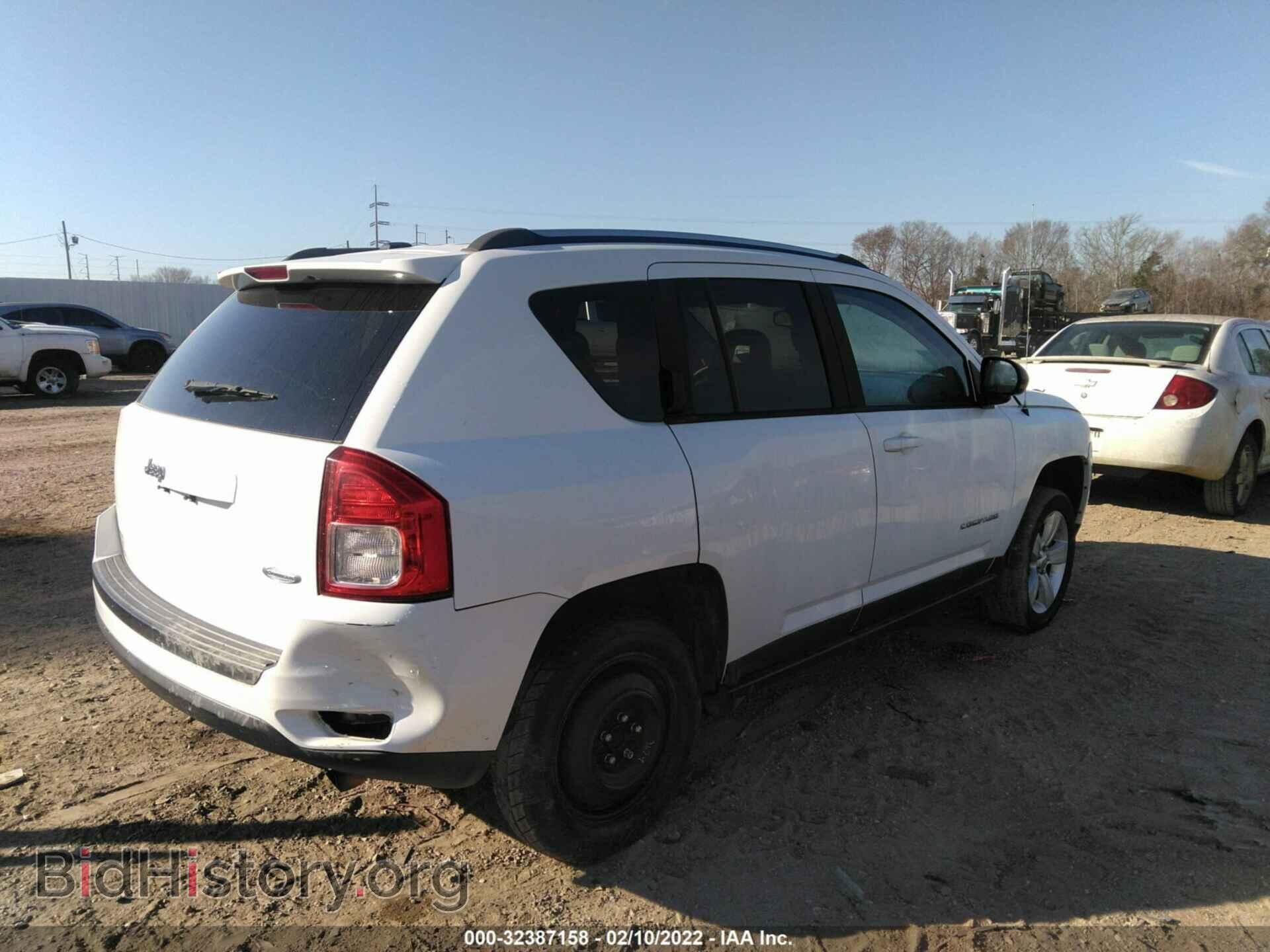 2012 JEEP COMPASS - VIN: 1C4NJCEB3CD657015 - Photo 4