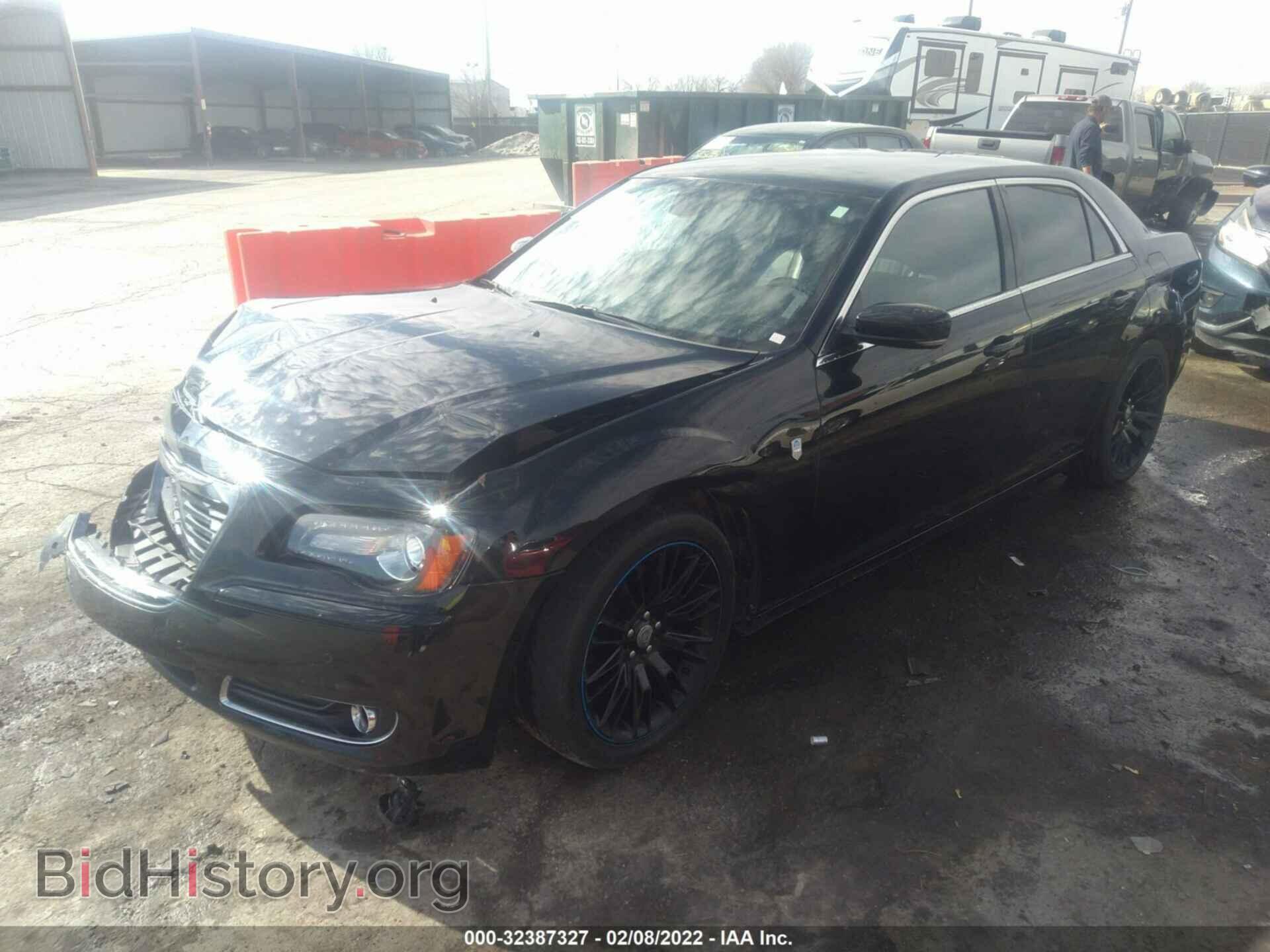 2012 CHRYSLER 300 - VIN: 2C3CCADT2CH315594 - Фото 2