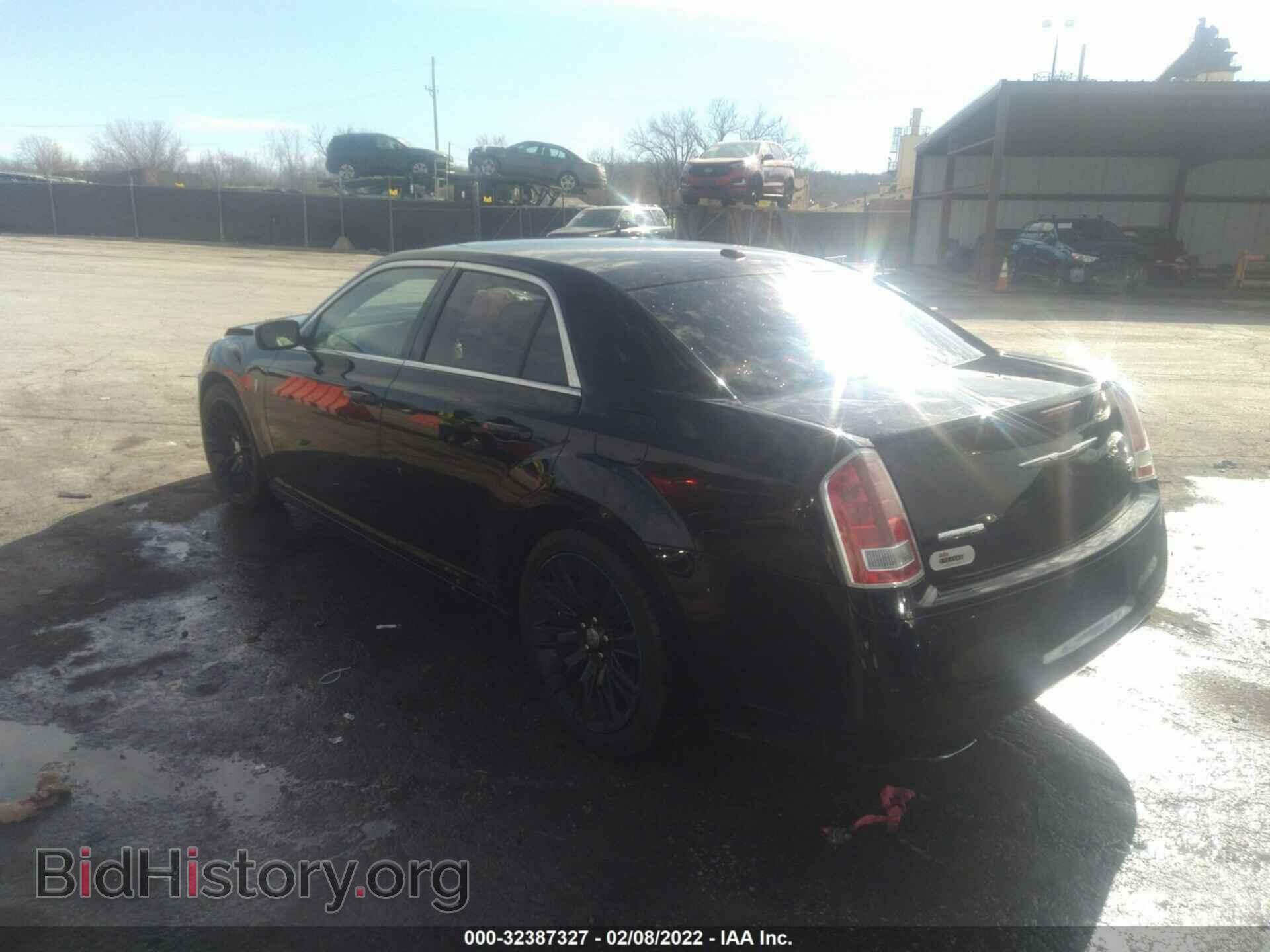 2012 CHRYSLER 300 - VIN: 2C3CCADT2CH315594 - Фото 3