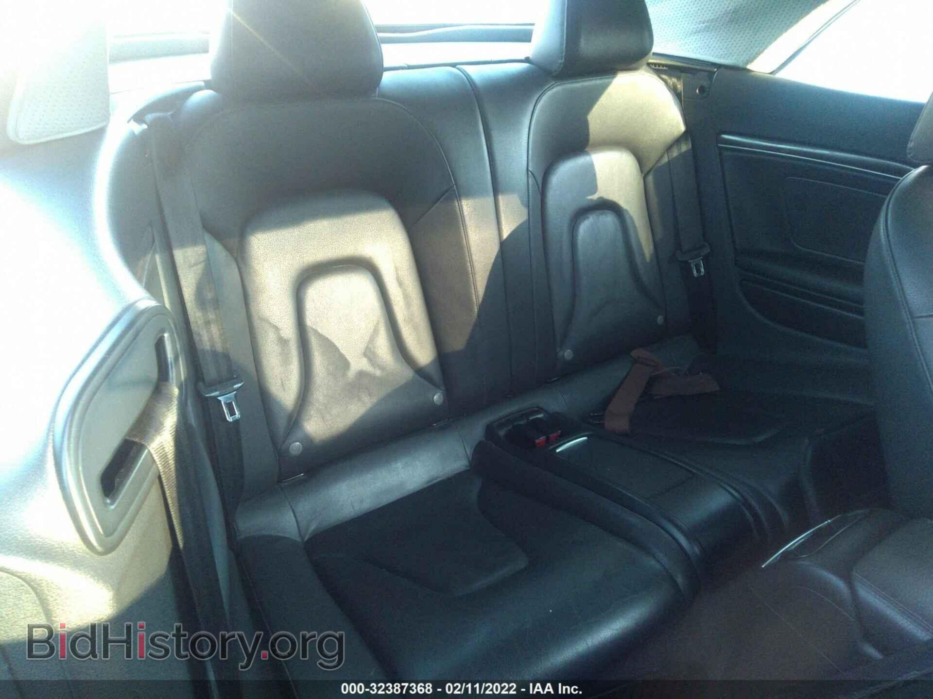 2010 AUDI A5 - VIN: WAULFAFH4AN016475 - Фото 8