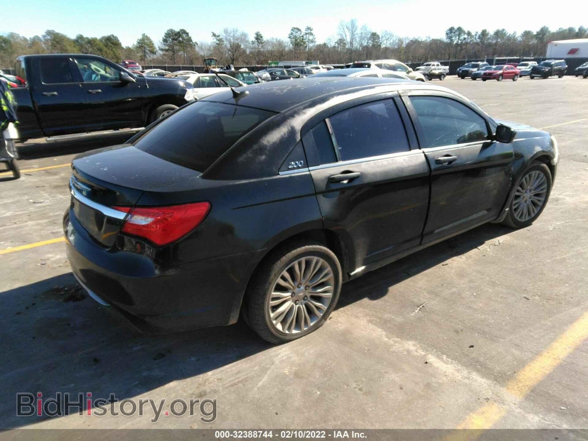 2012 CHRYSLER 200 - VIN: 1C3CCBABXCN127317 - Фото 4