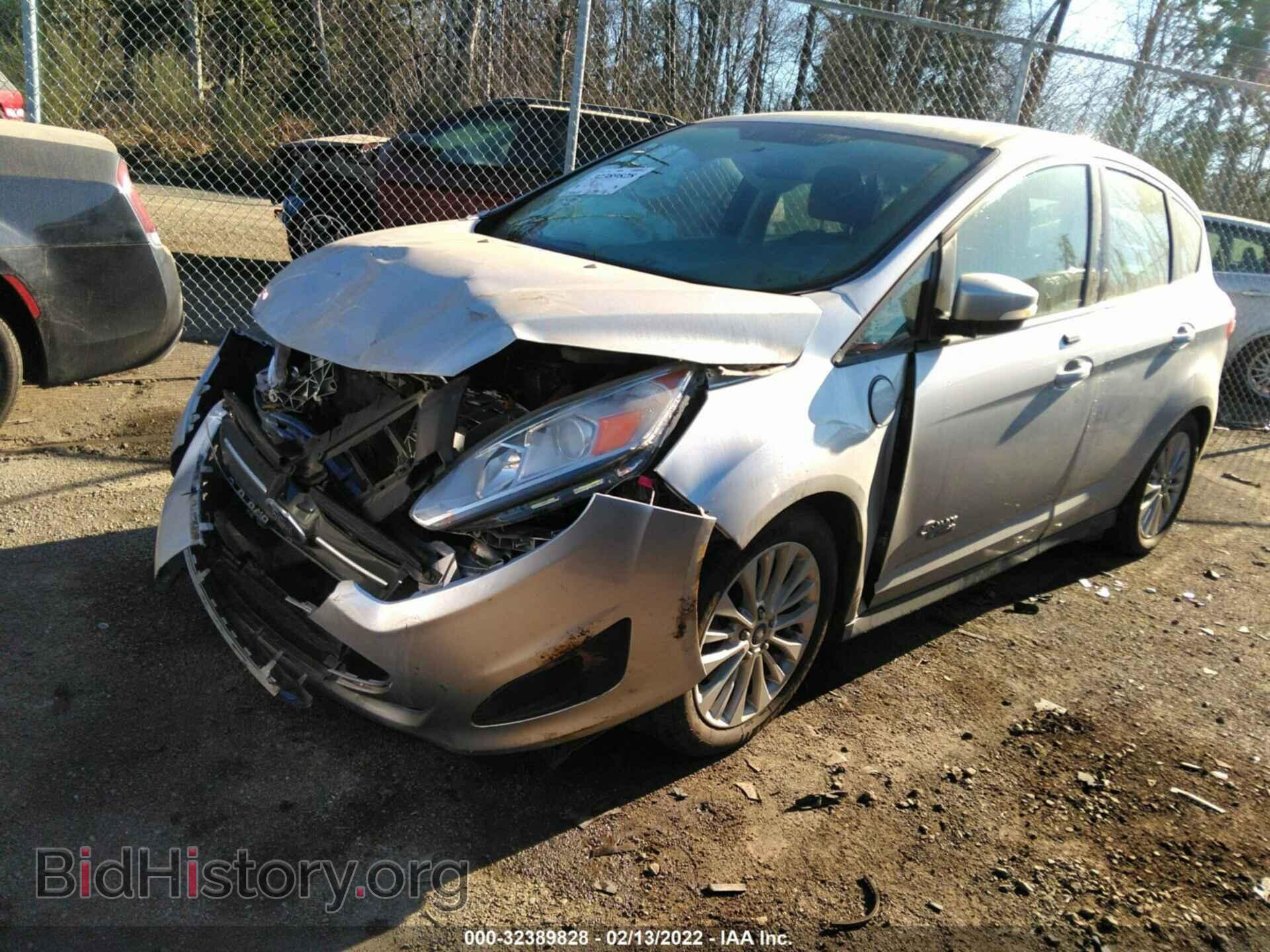 2017 FORD C-MAX ENERGI - VIN: 1FADP5EU3HL109977 - Фото 2