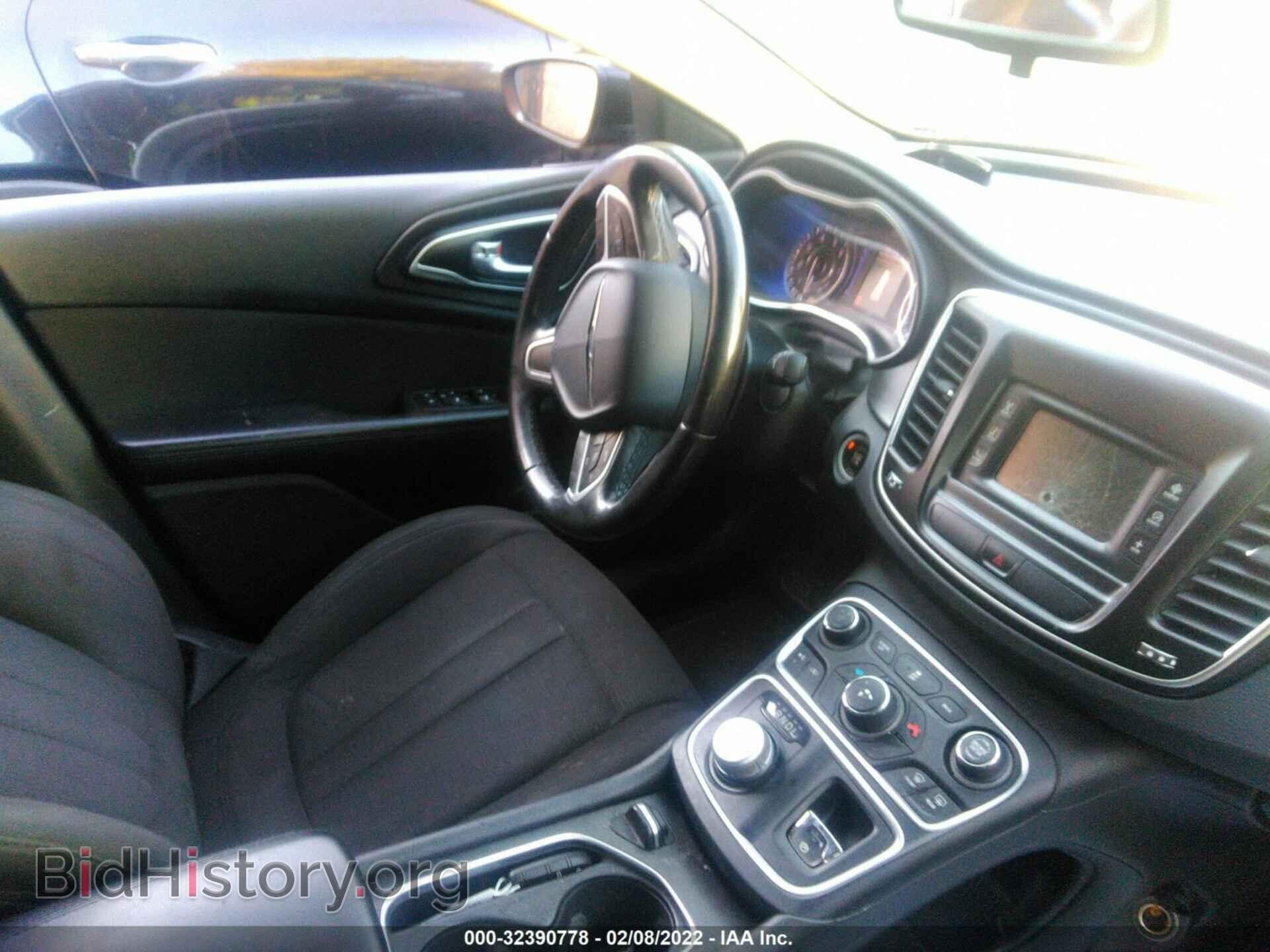 2016 CHRYSLER 200 - VIN: 1C3CCCAB3GN113237 - Фото 5