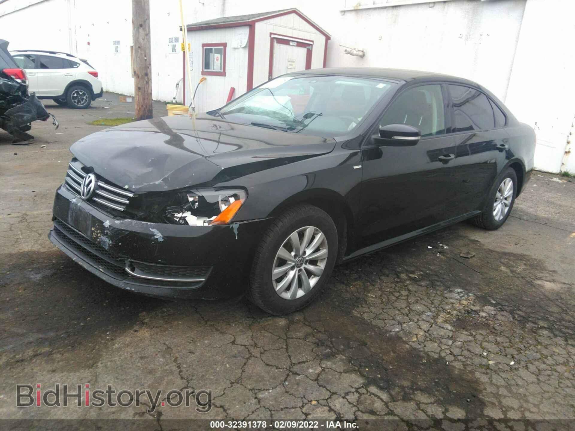 2015 VOLKSWAGEN PASSAT - VIN: 1VWAT7A31FC004821 - Фото 2