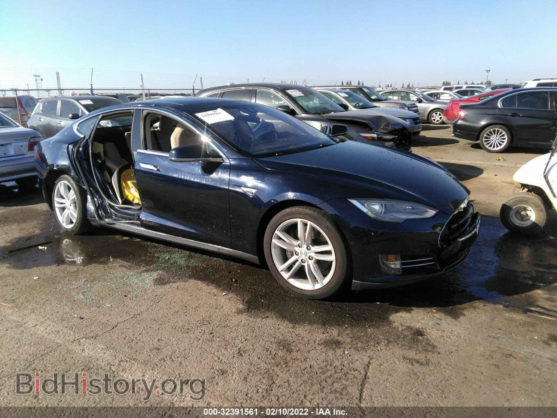 Фотография 5YJSA1H11FF083196 - TESLA MODEL S 2015