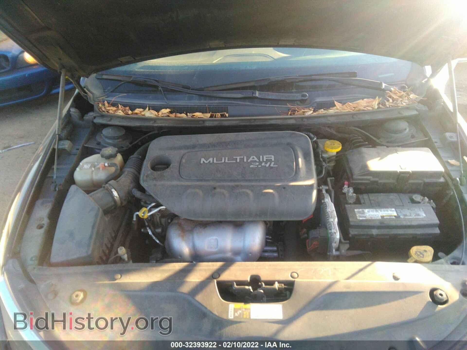 2015 CHRYSLER 200 - VIN: 1C3CCCAB2FN692820 - Фото 10