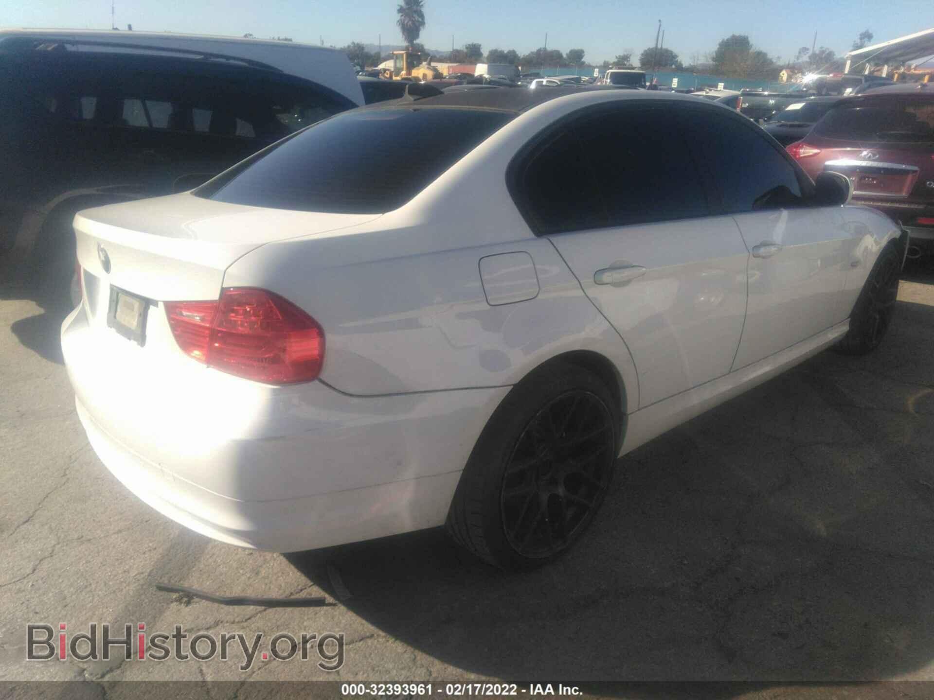 2011 BMW 3 SERIES - VIN: WBAPH5C53BF093928 - Фото 4