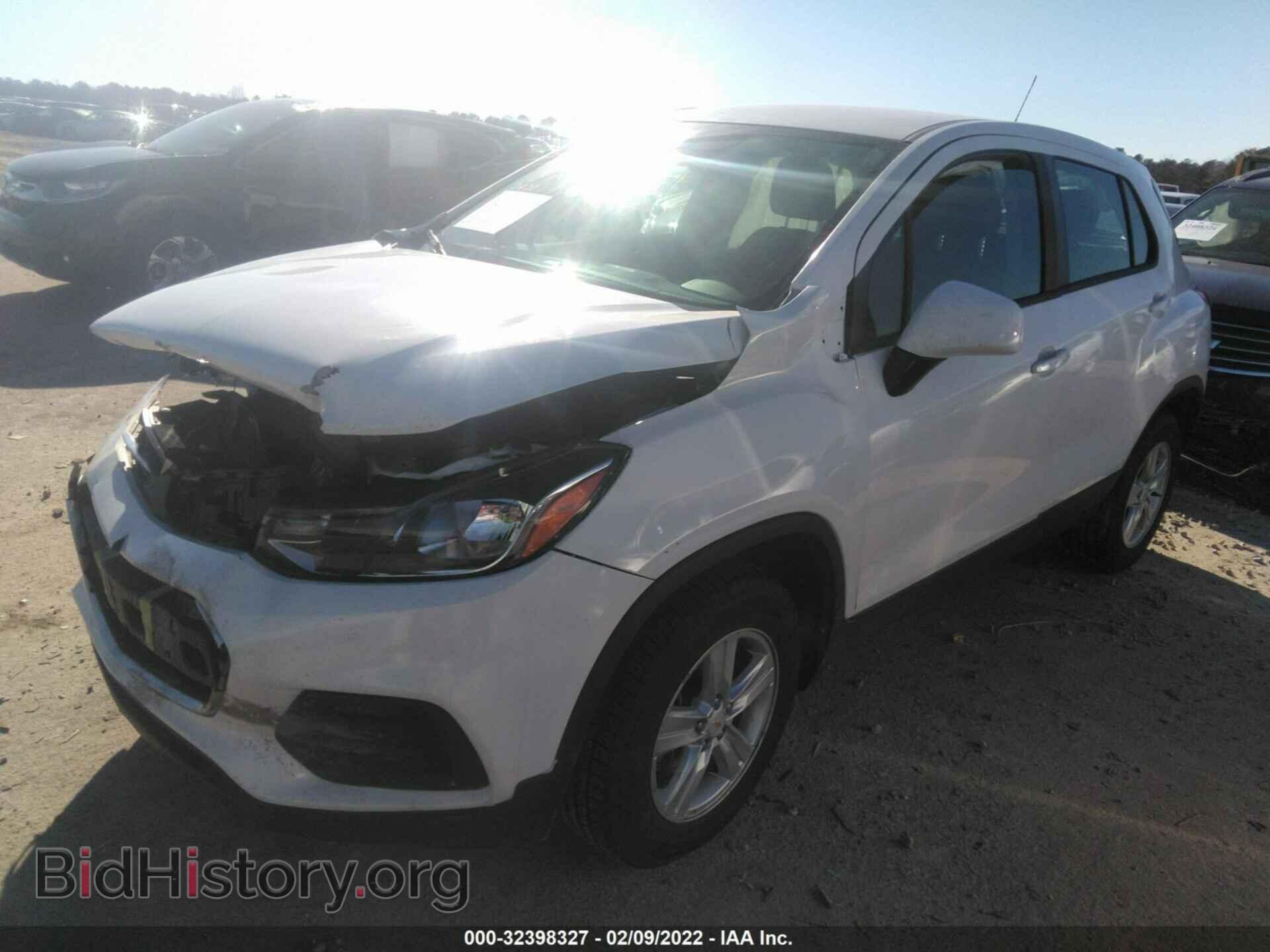 2017 CHEVROLET TRAX - VIN: KL7CJNSB9HB133388 - Фото 2
