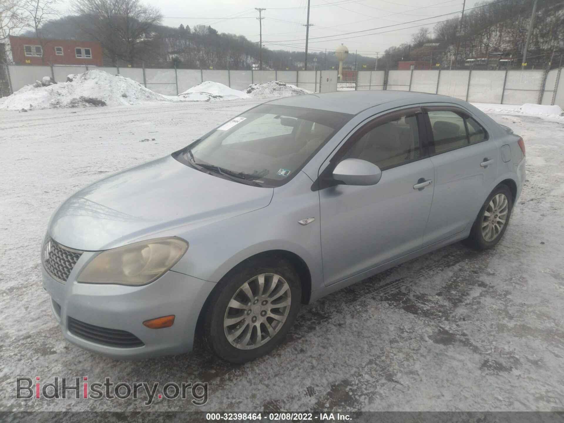 2010 SUZUKI KIZASHI - VIN: JS2RF9A31A6100387 - Photo 2