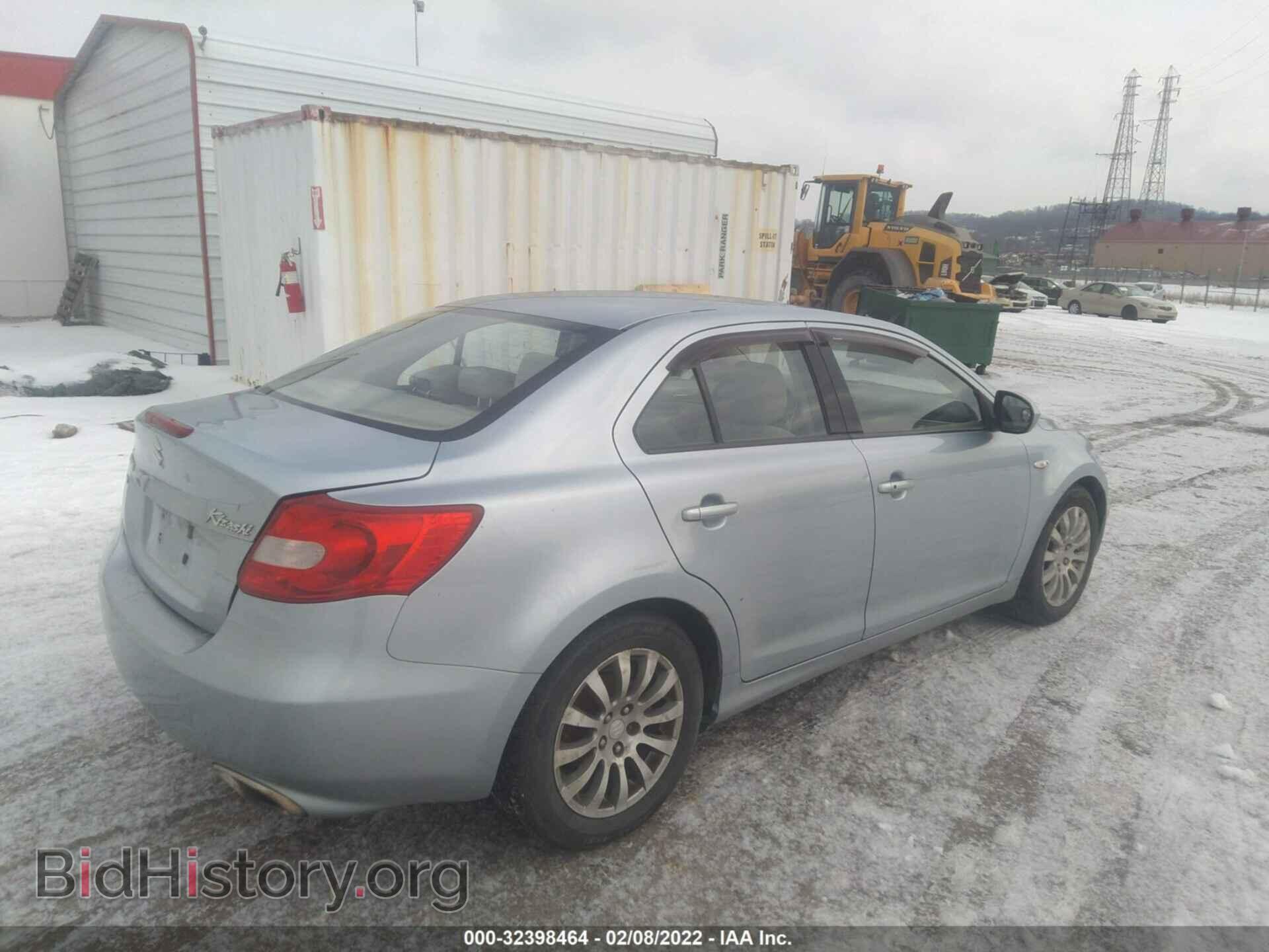 2010 SUZUKI KIZASHI - VIN: JS2RF9A31A6100387 - Photo 4