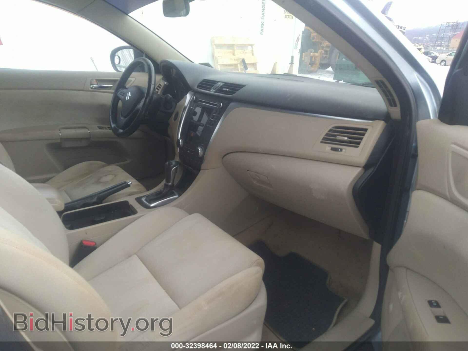 2010 SUZUKI KIZASHI - VIN: JS2RF9A31A6100387 - Photo 5