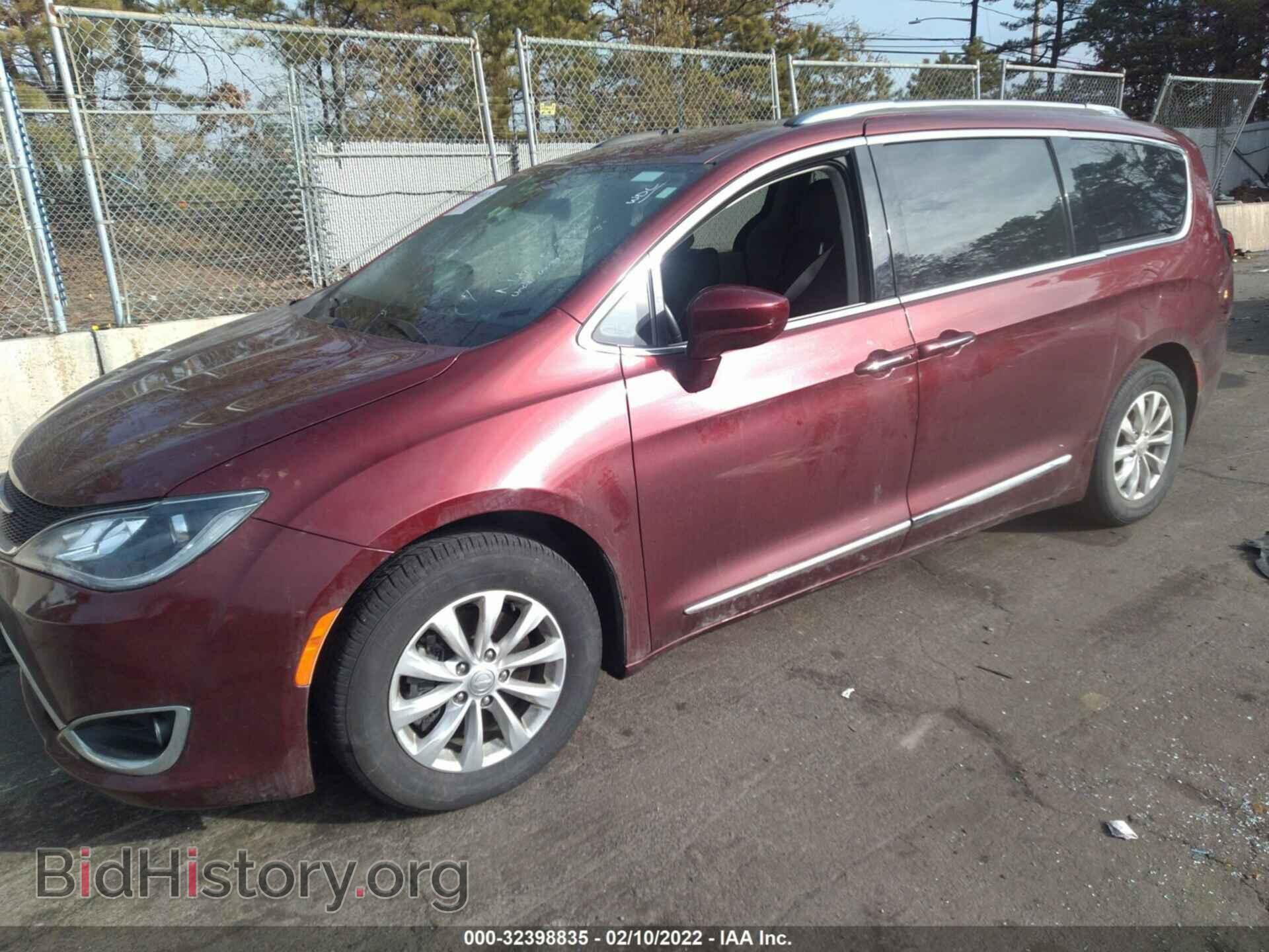 2019 CHRYSLER PACIFICA - VIN: 2C4RC1BG2KR650763 - Фото 2