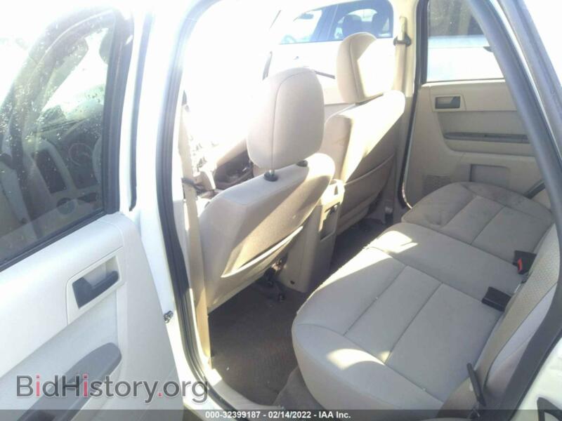 2010 Ford ESCAPE (VIN 1FMCU9D75AKD37181) — фото 8 из 12