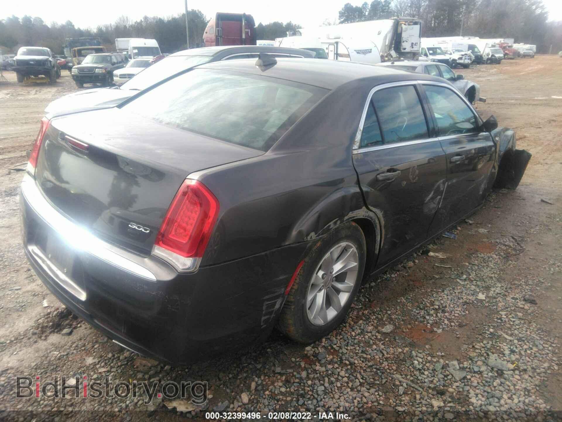2015 CHRYSLER 300 - VIN: 2C3CCAAG9FH766372 - Фото 4