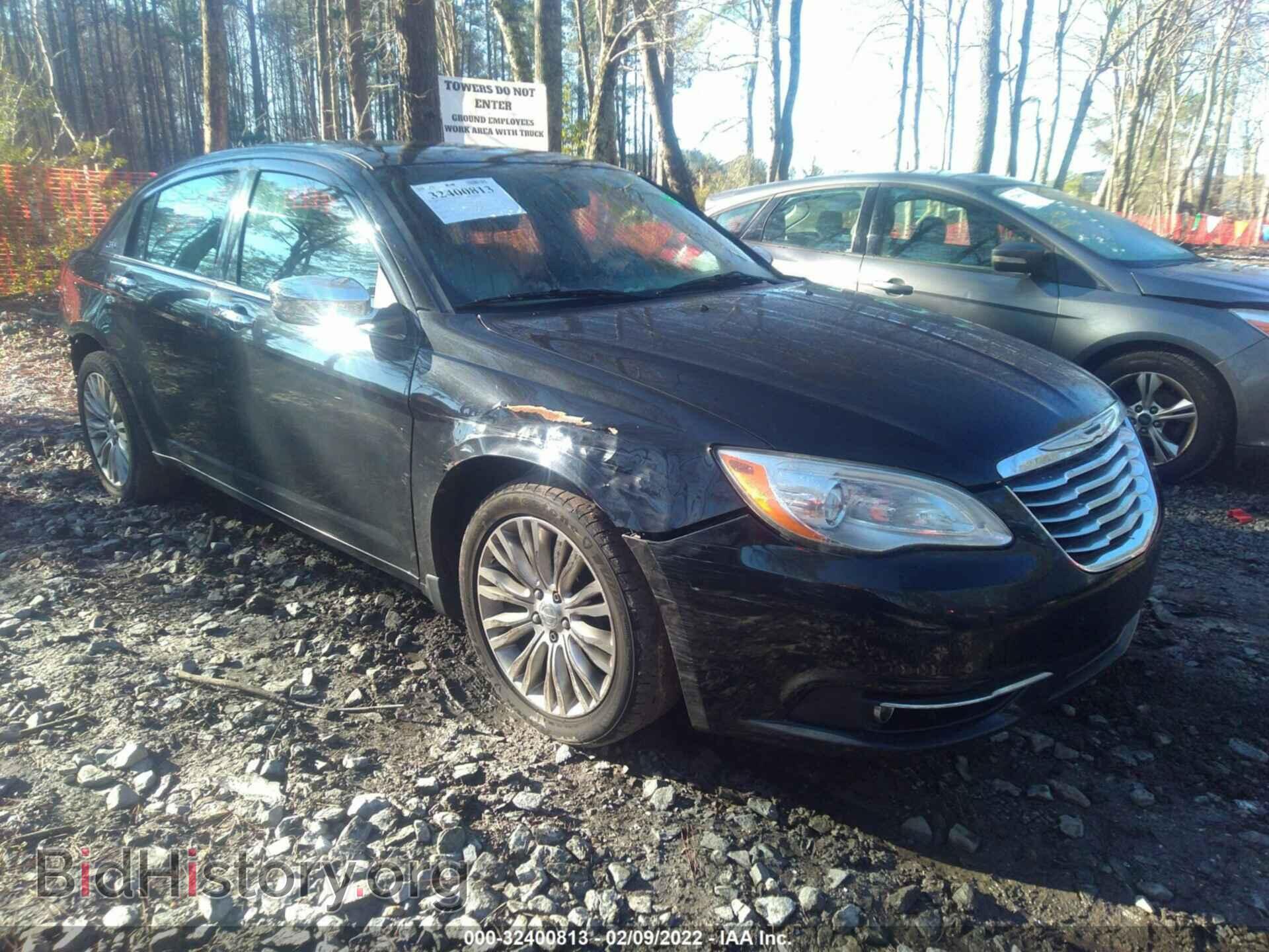 Photo 1C3BC2FG4BN516453 - CHRYSLER 200 2011