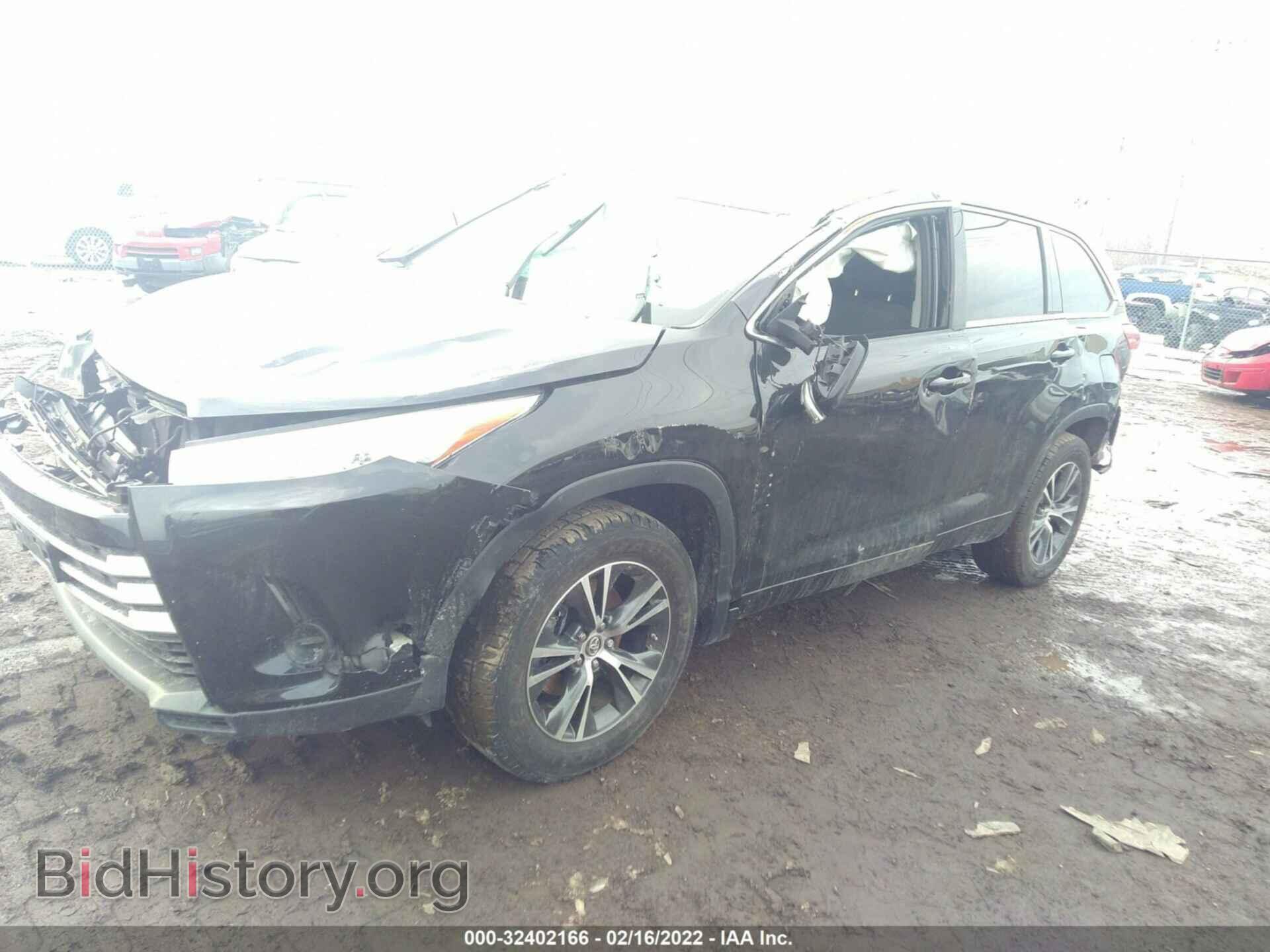 2018 TOYOTA HIGHLANDER - VIN: 5TDBZRFH2JS866314 - Фото 2