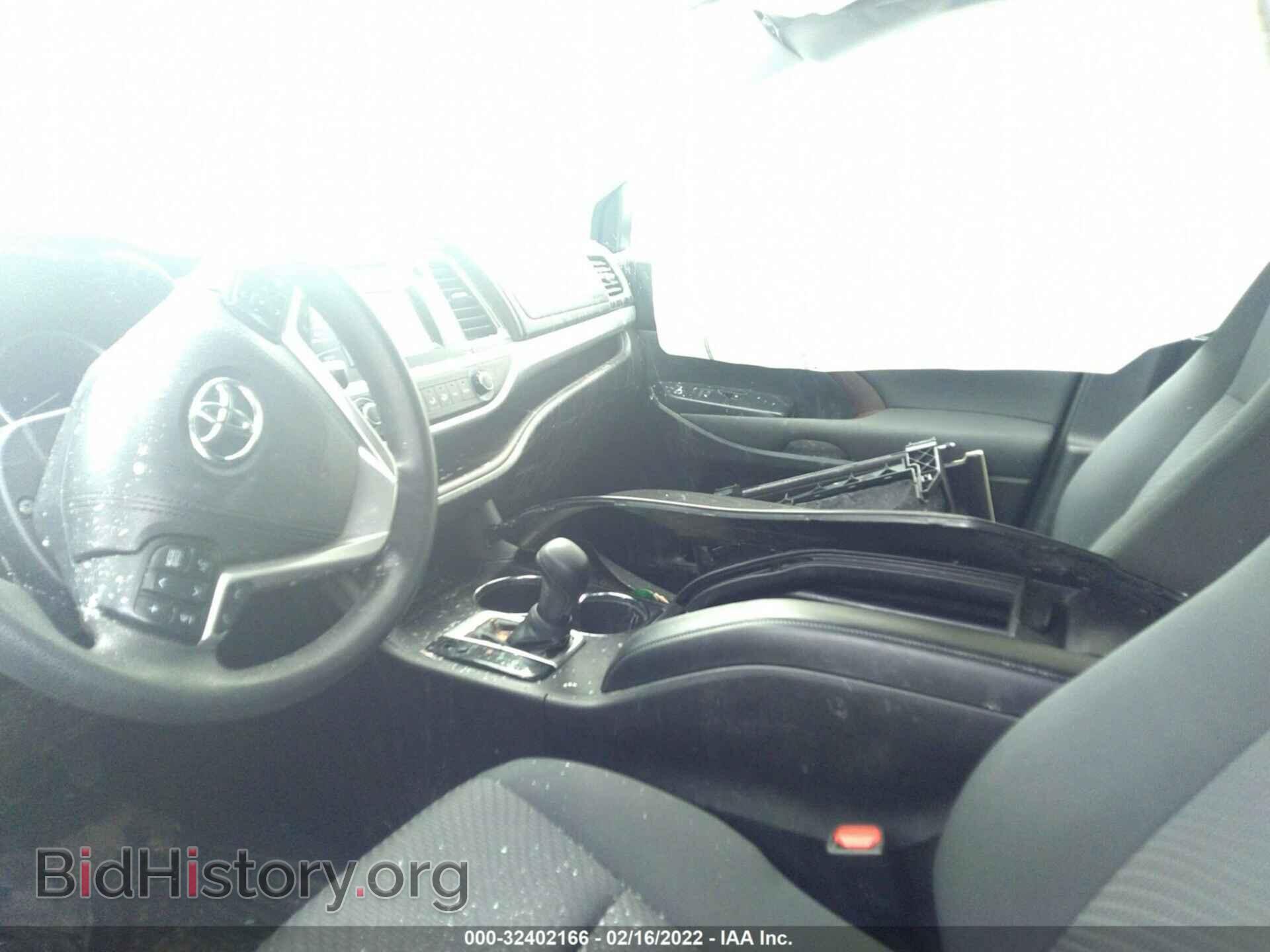 2018 TOYOTA HIGHLANDER - VIN: 5TDBZRFH2JS866314 - Фото 5