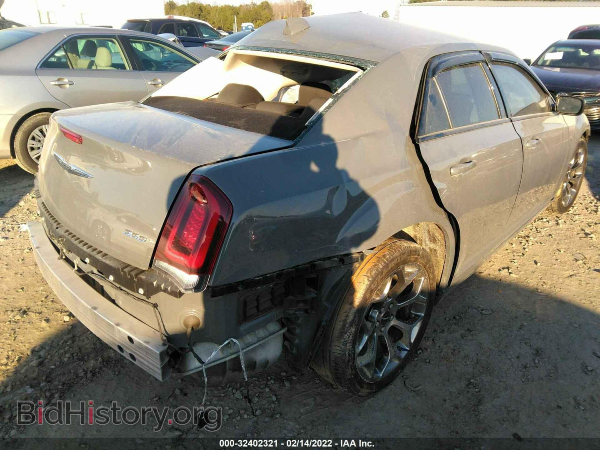 2018 CHRYSLER 300 - VIN: 2C3CCAAG0JH321124 - Фото 4