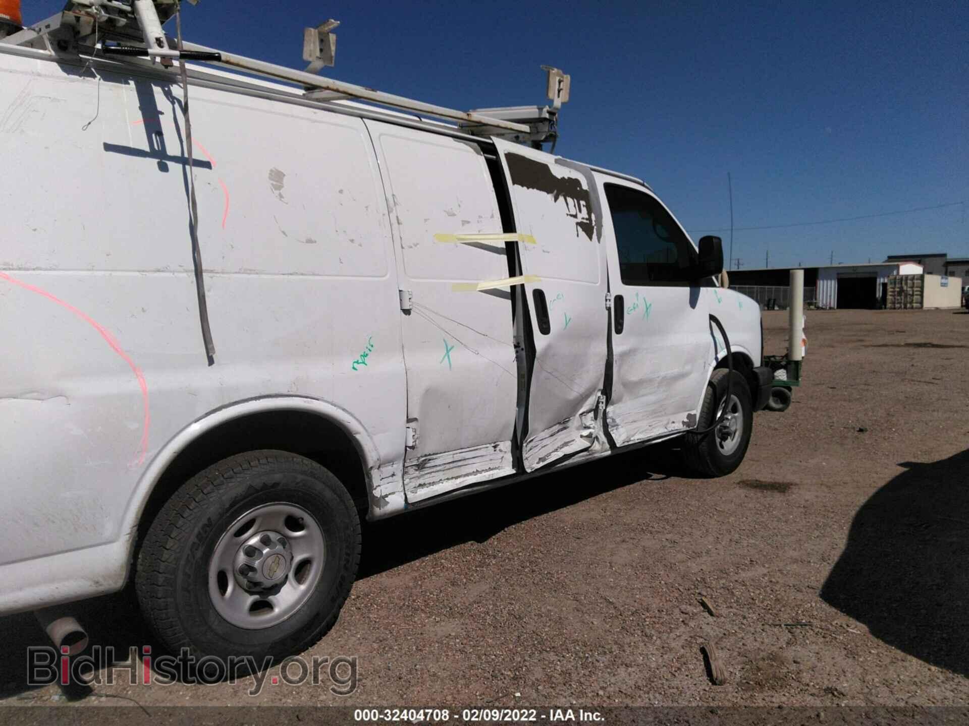 2010 CHEVROLET EXPRESS CARGO VAN - VIN: 1GCZGFAA2A1145808 - Фото 6