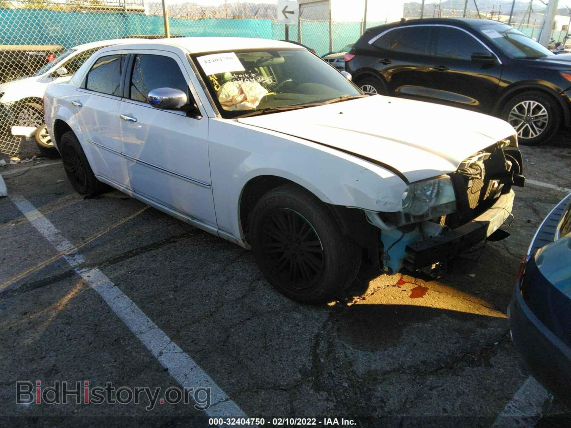 Photo 2C3CA5CV5AH155191 - CHRYSLER 300 2010