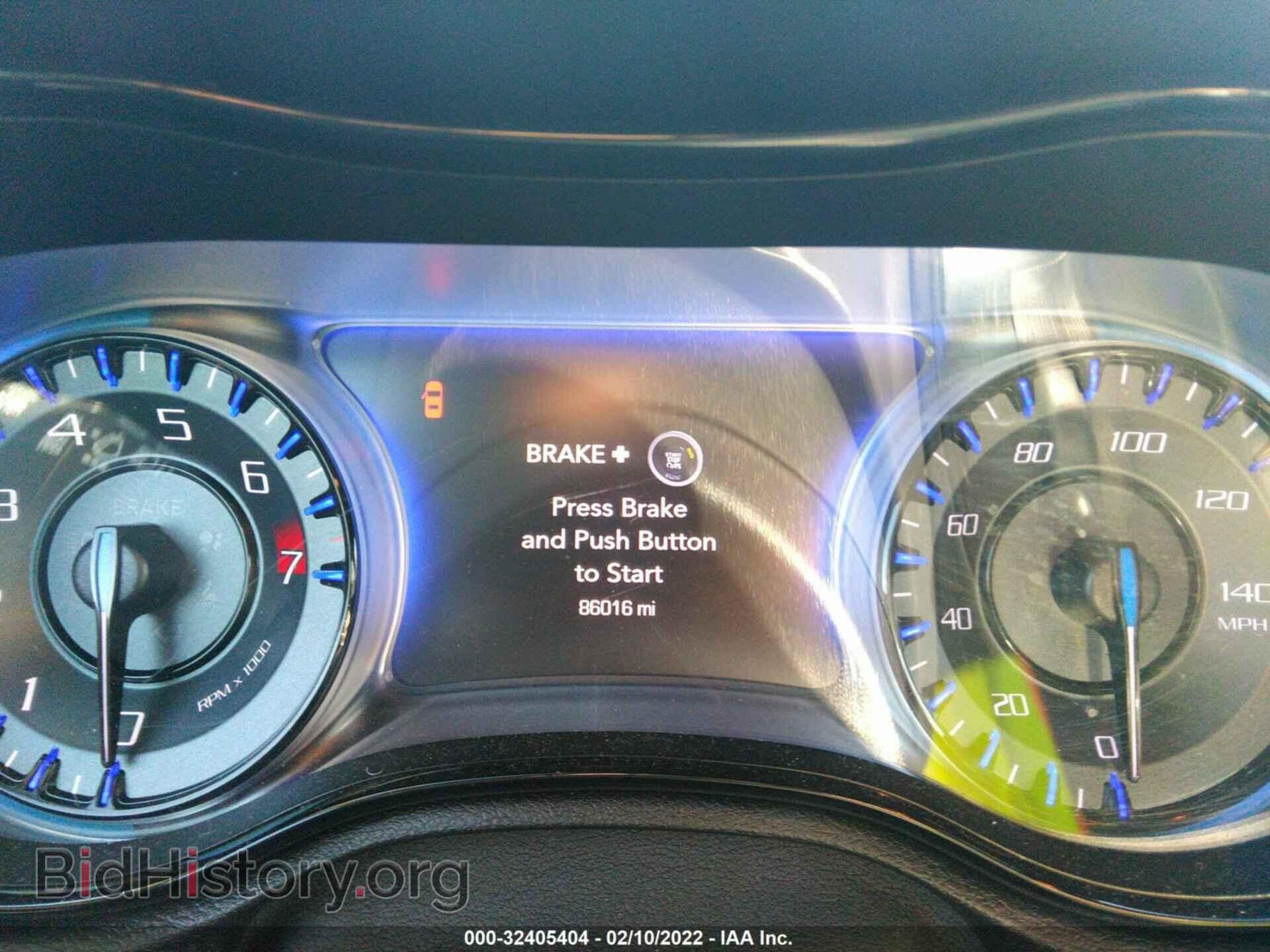 2016 CHRYSLER 300 - VIN: 2C3CCABG2GH238432 - Фото 7