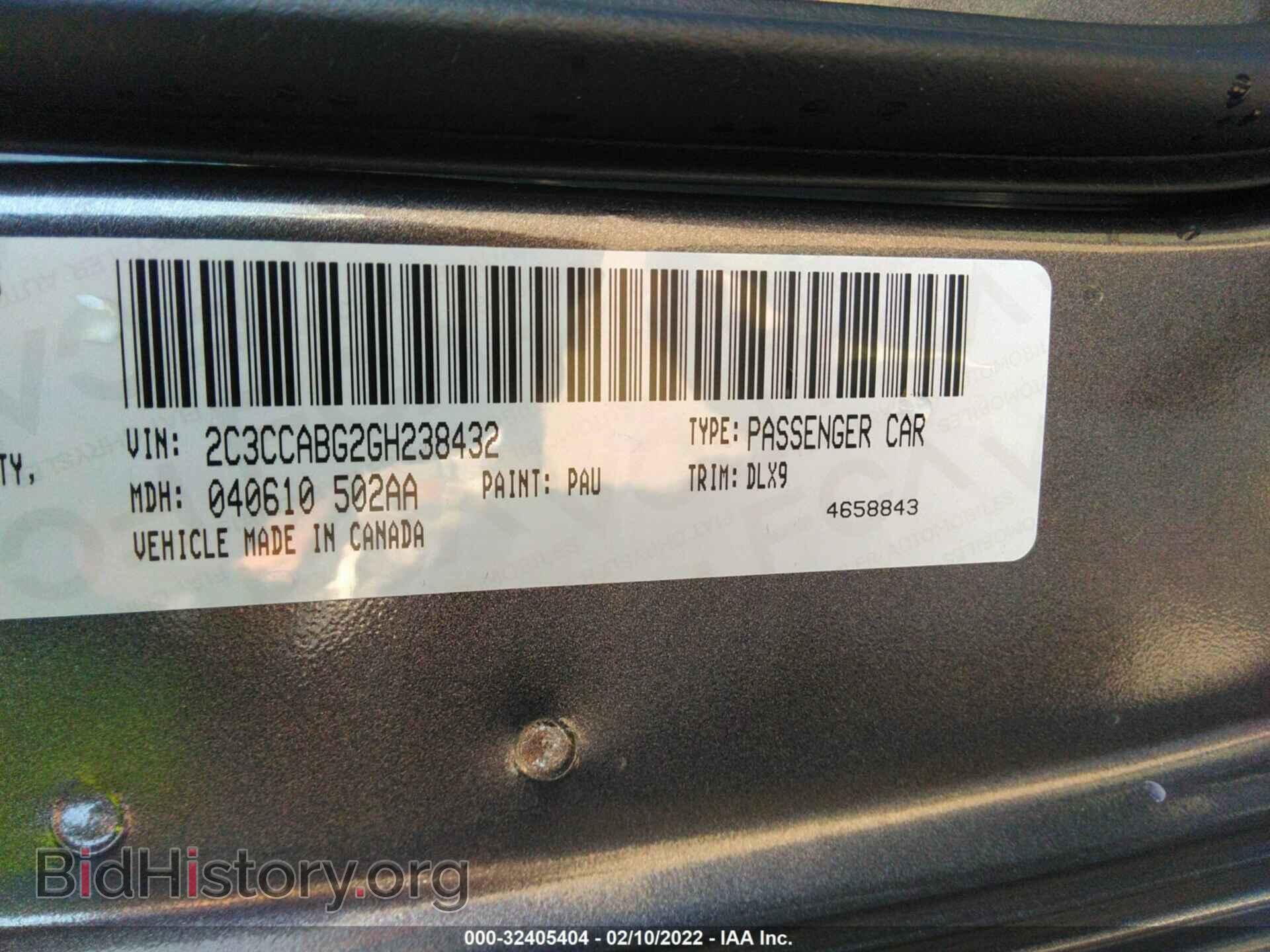 2016 CHRYSLER 300 - VIN: 2C3CCABG2GH238432 - Фото 9