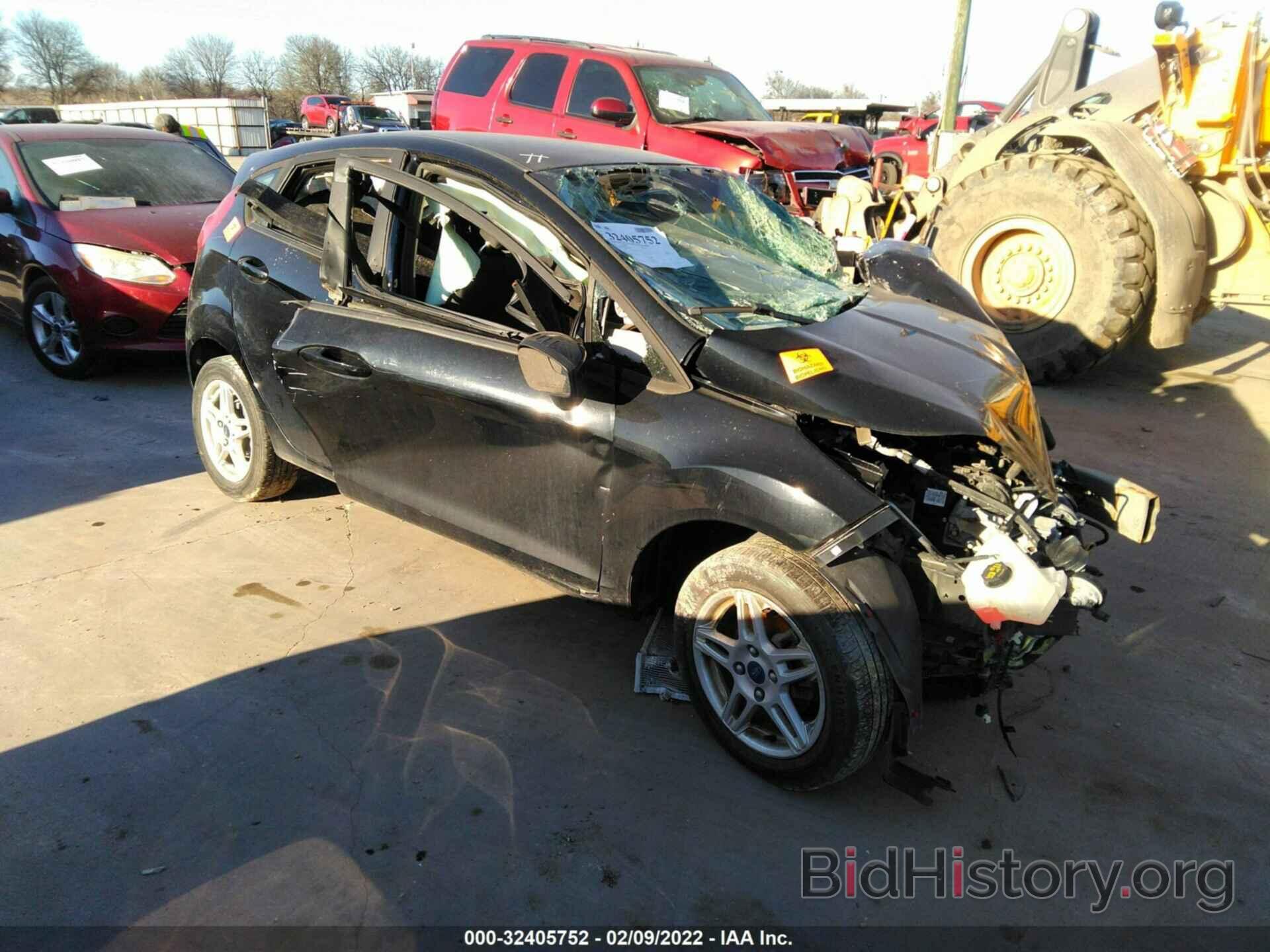 Photo 3FADP4EJ3HM166100 - FORD FIESTA 2017