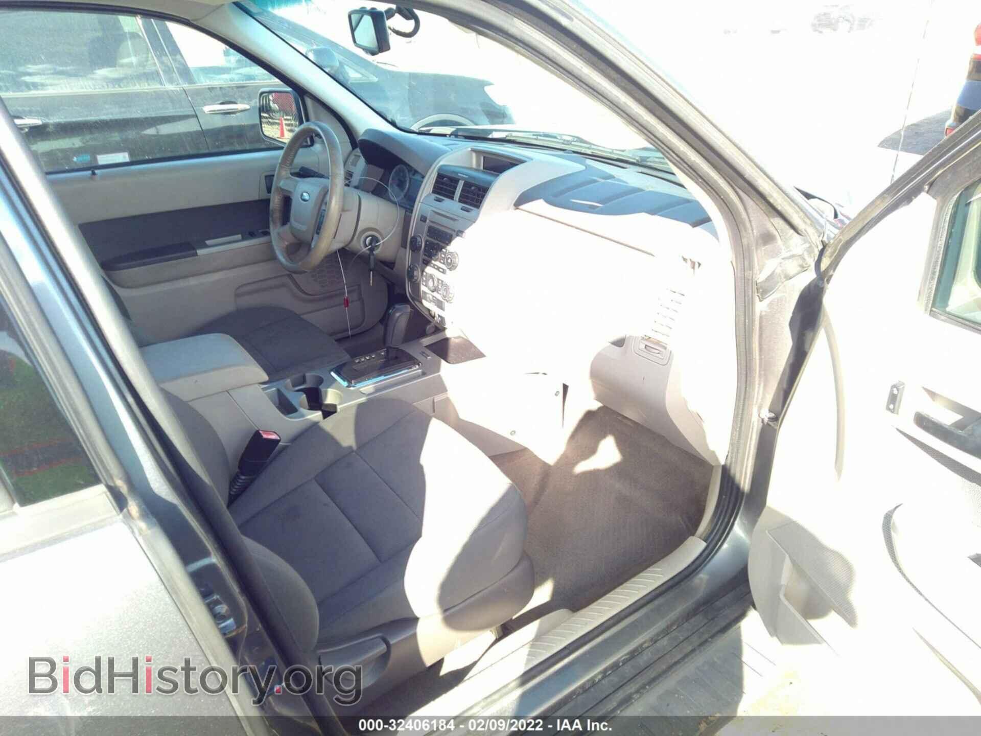 2010 FORD ESCAPE - VIN: 1FMCU0D72AKB24653 - Фото 5