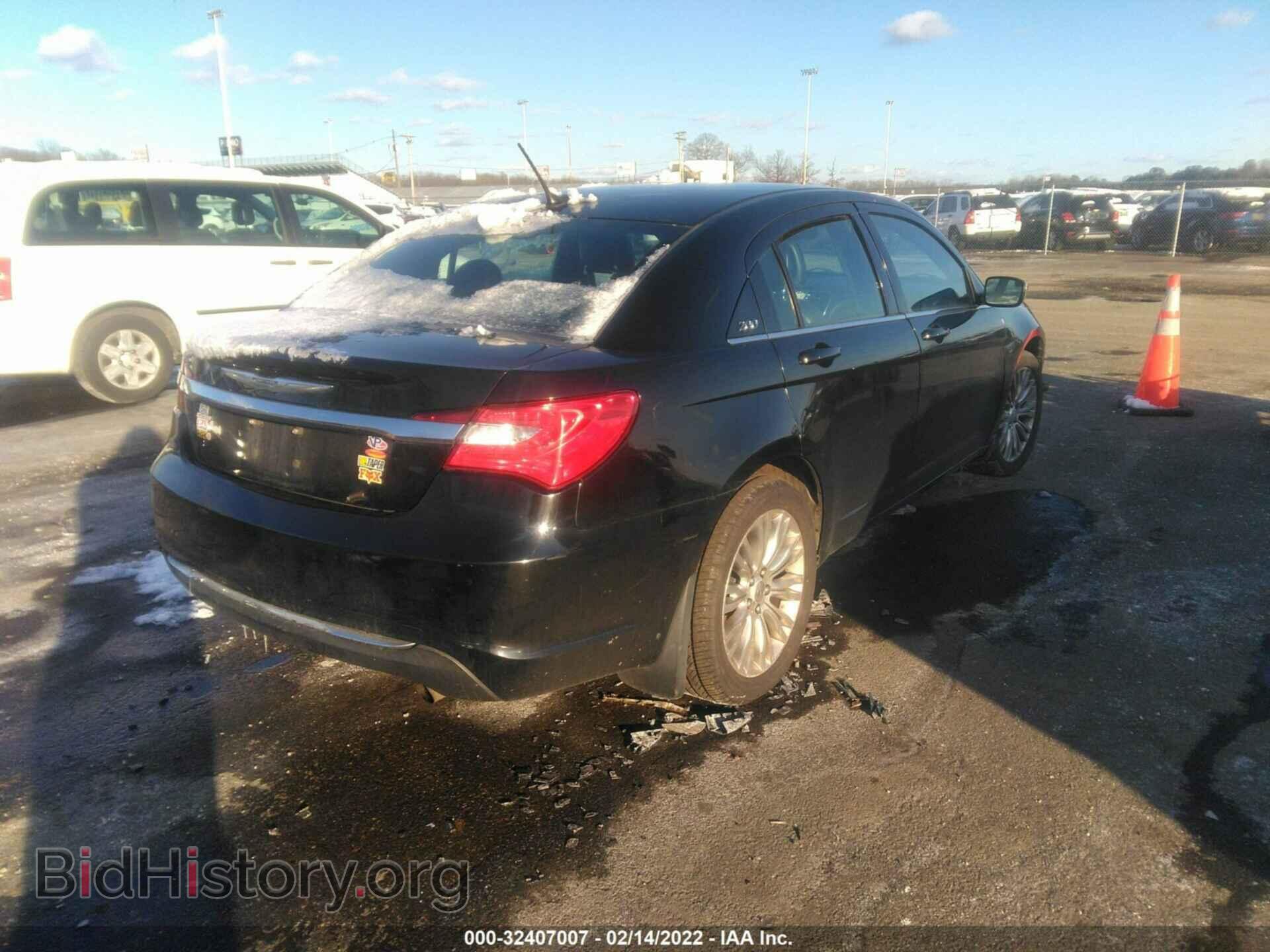 2013 CHRYSLER 200 - VIN: 1C3CCBBB4DN584799 - Фото 4