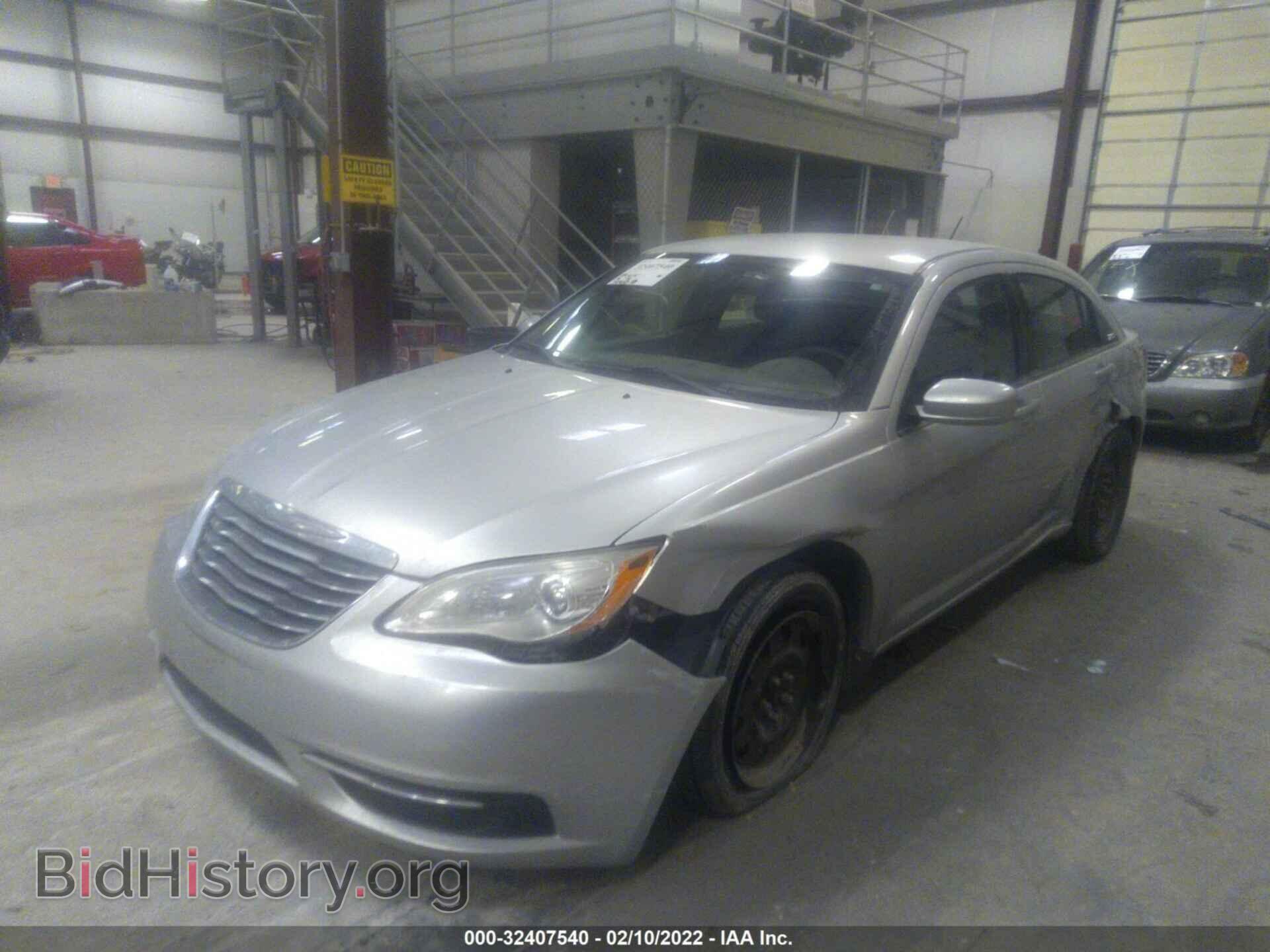 2012 CHRYSLER 200 - VIN: 1C3CCBAB9CN100917 - Фото 2