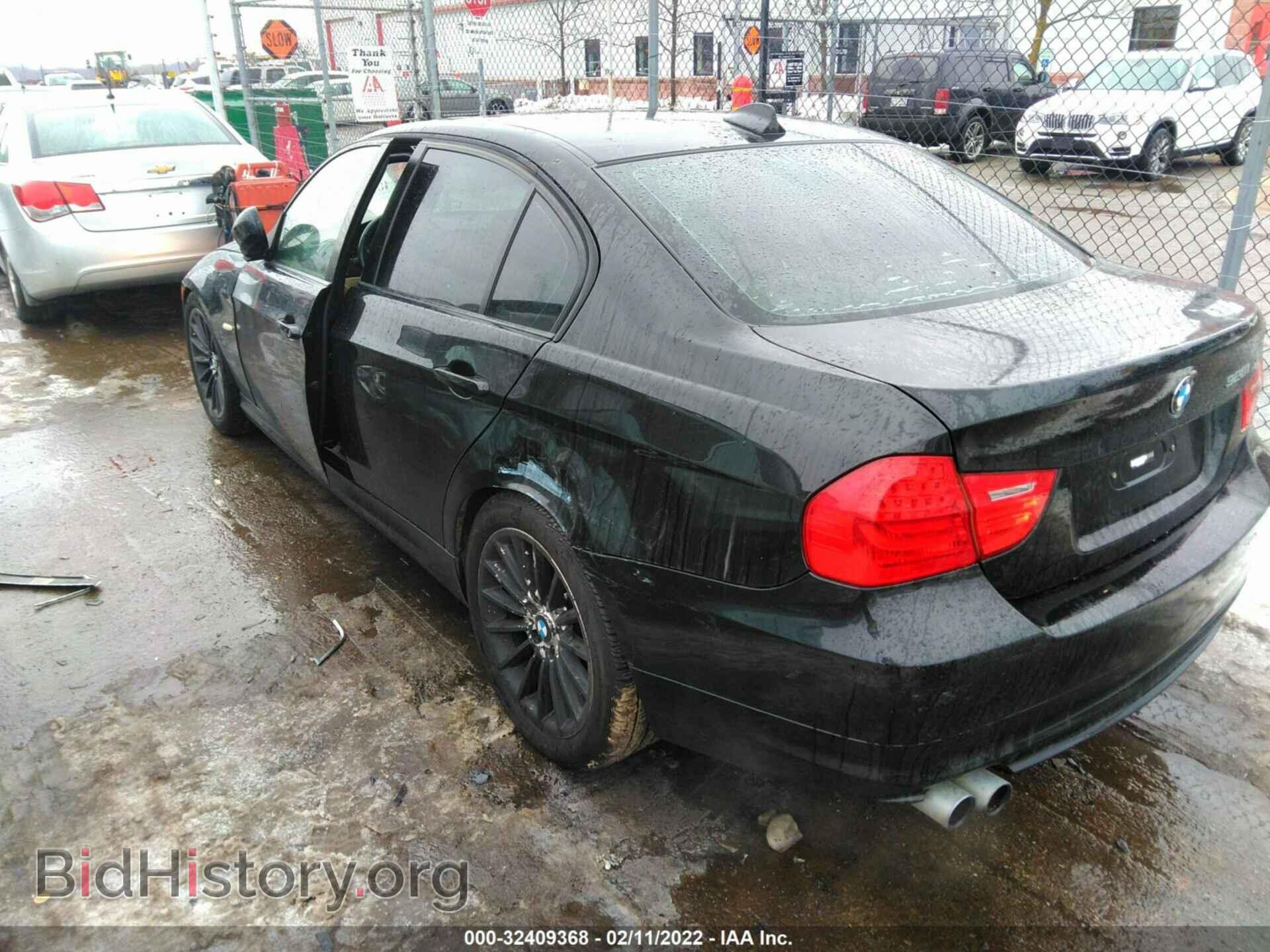 2009 BMW 3 SERIES - VIN: WBAPH77529NM45385 - Фото 3