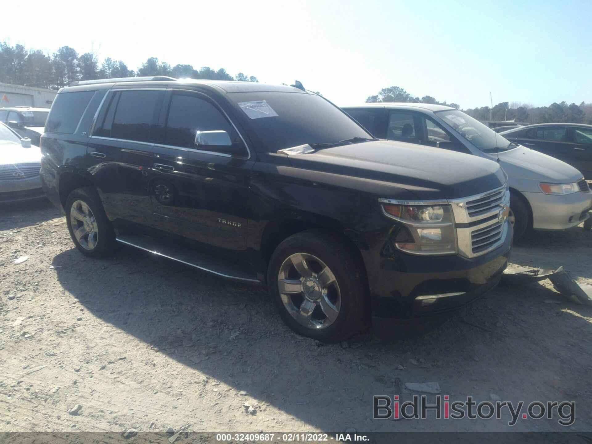 Photo 1GNSKCKC8FR532944 - CHEVROLET TAHOE 2015