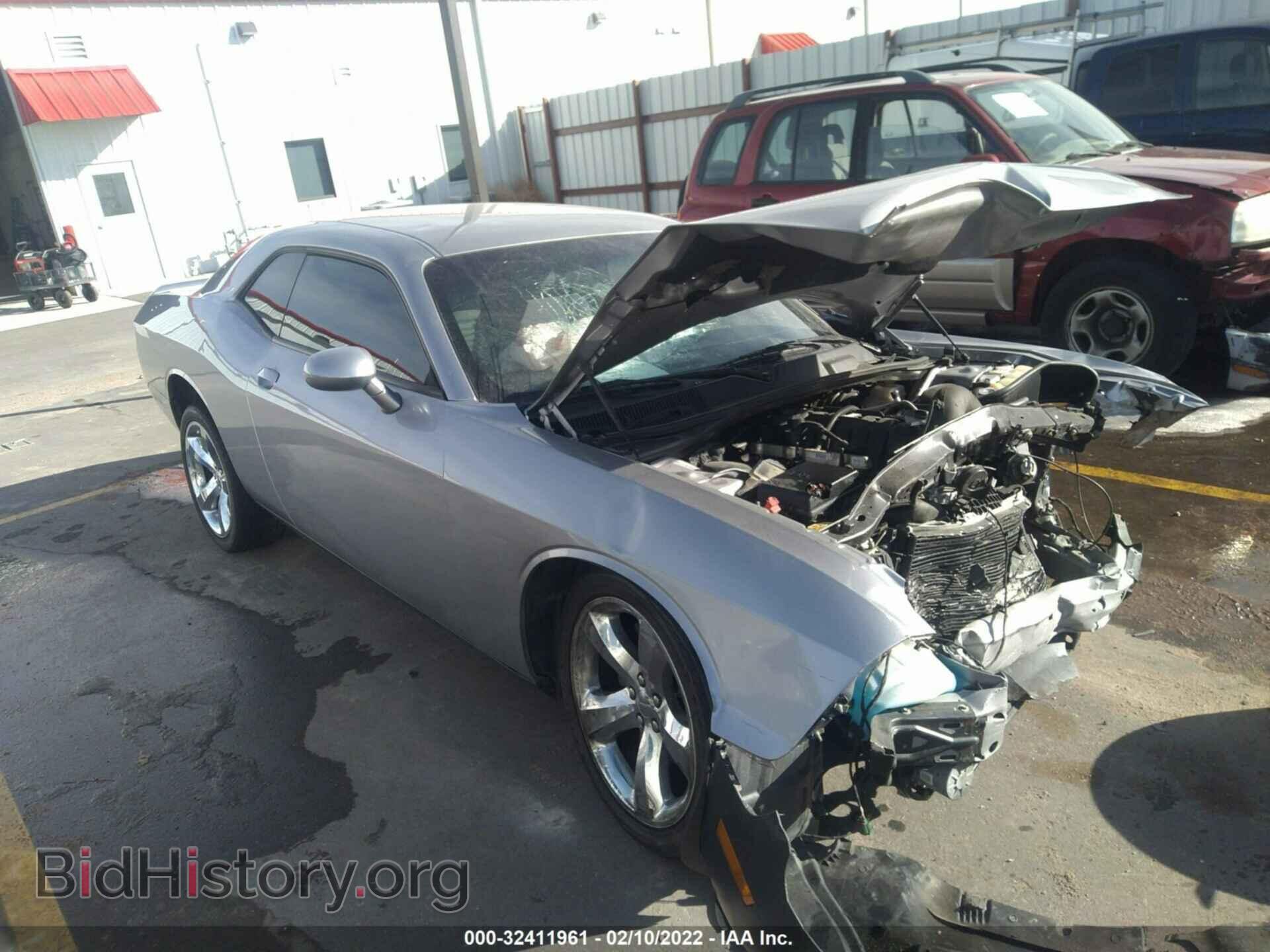 Photo 2C3CDYBT8DH728663 - DODGE CHALLENGER 2013