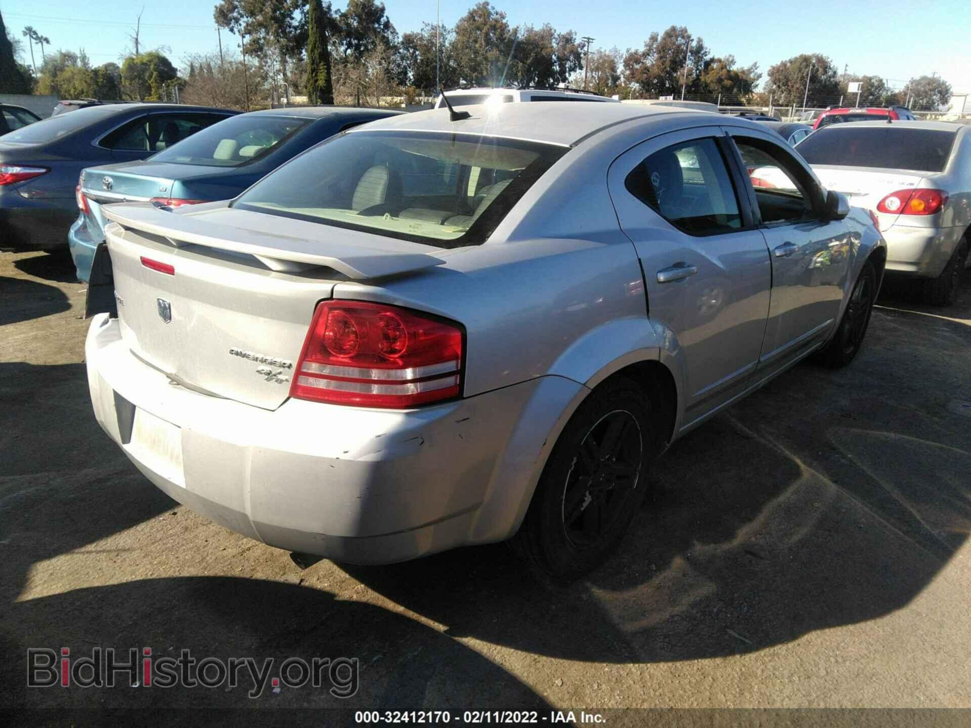 2010 DODGE AVENGER - VIN: 1B3CC5FB1AN144057 - Photo 4