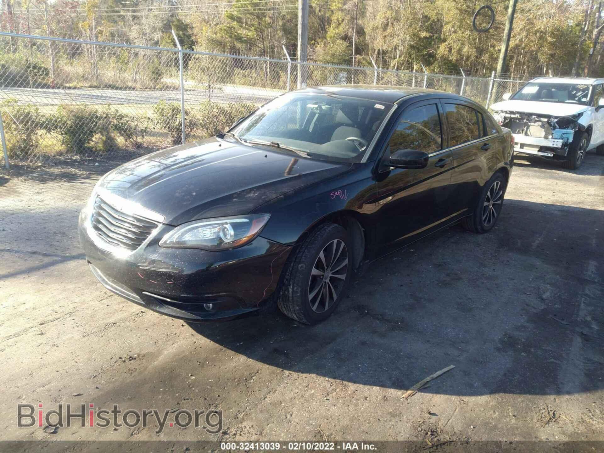 2013 CHRYSLER 200 - VIN: 1C3CCBBB5DN508105 - Фото 2