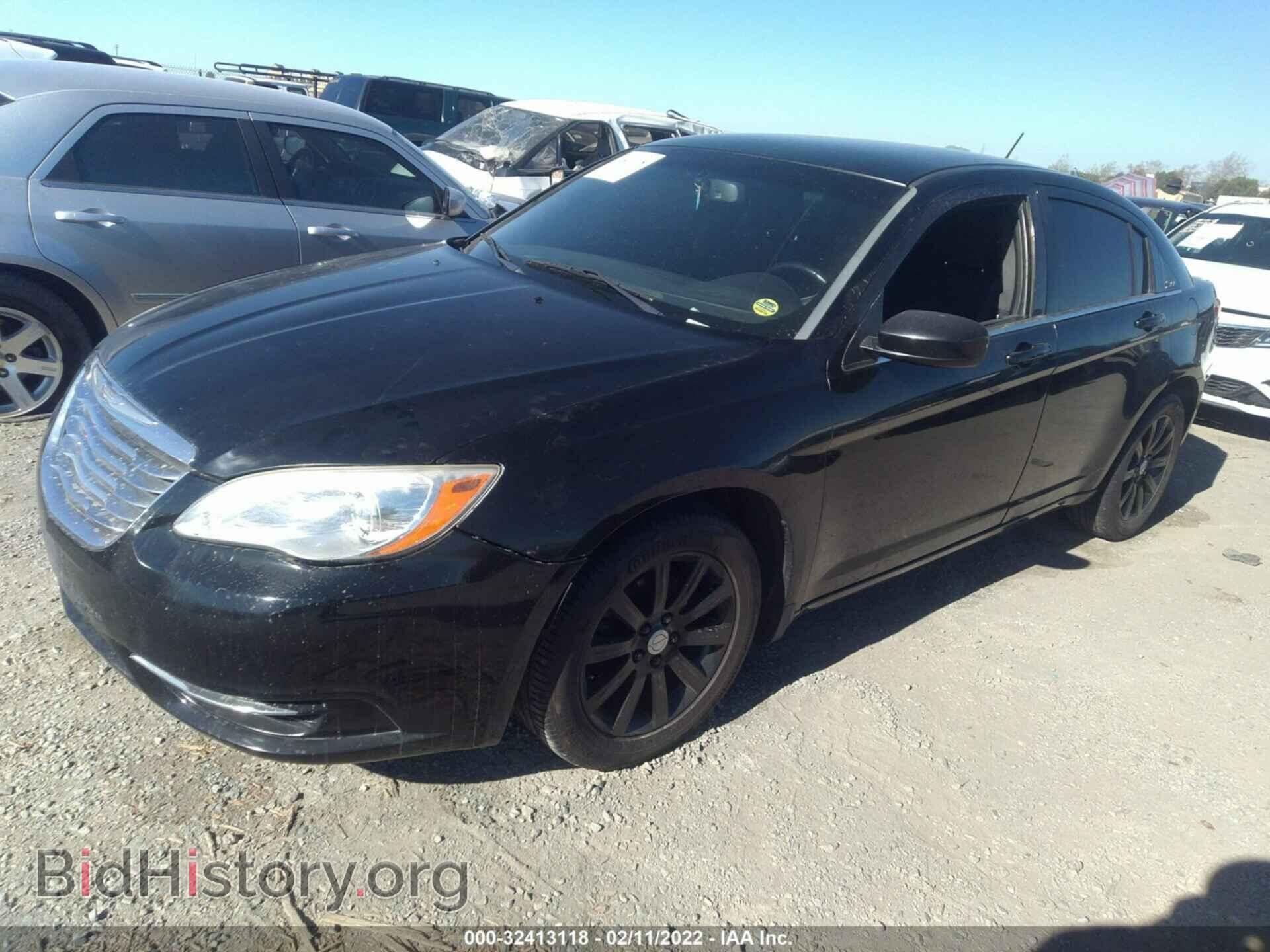 2012 CHRYSLER 200 - VIN: 1C3CCBBB1CN175335 - Photo 2