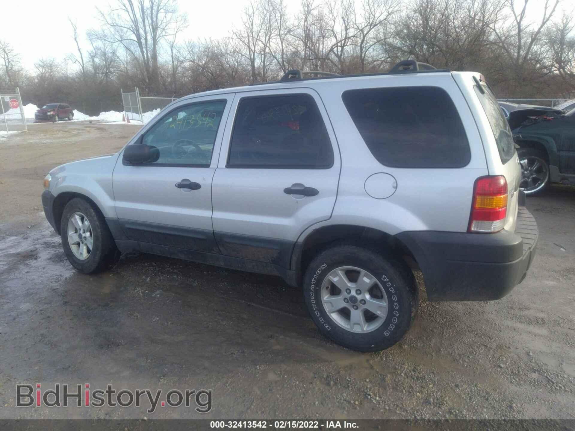 2007 FORD ESCAPE - VIN: 1FMCU93187KB28054 - Фото 3