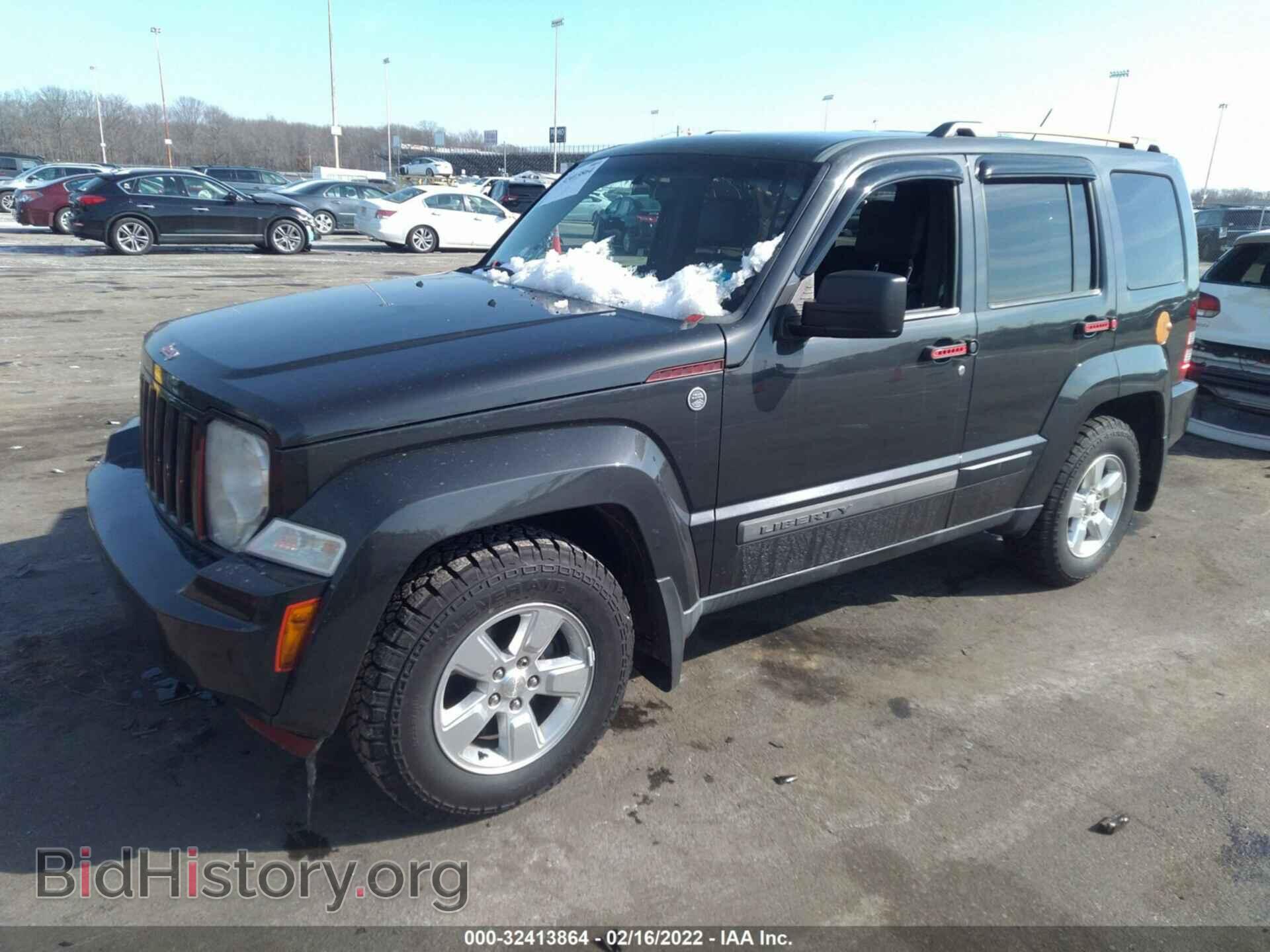 2011 JEEP LIBERTY - VIN: 1J4PN2GK5BW577281 - Фото 2