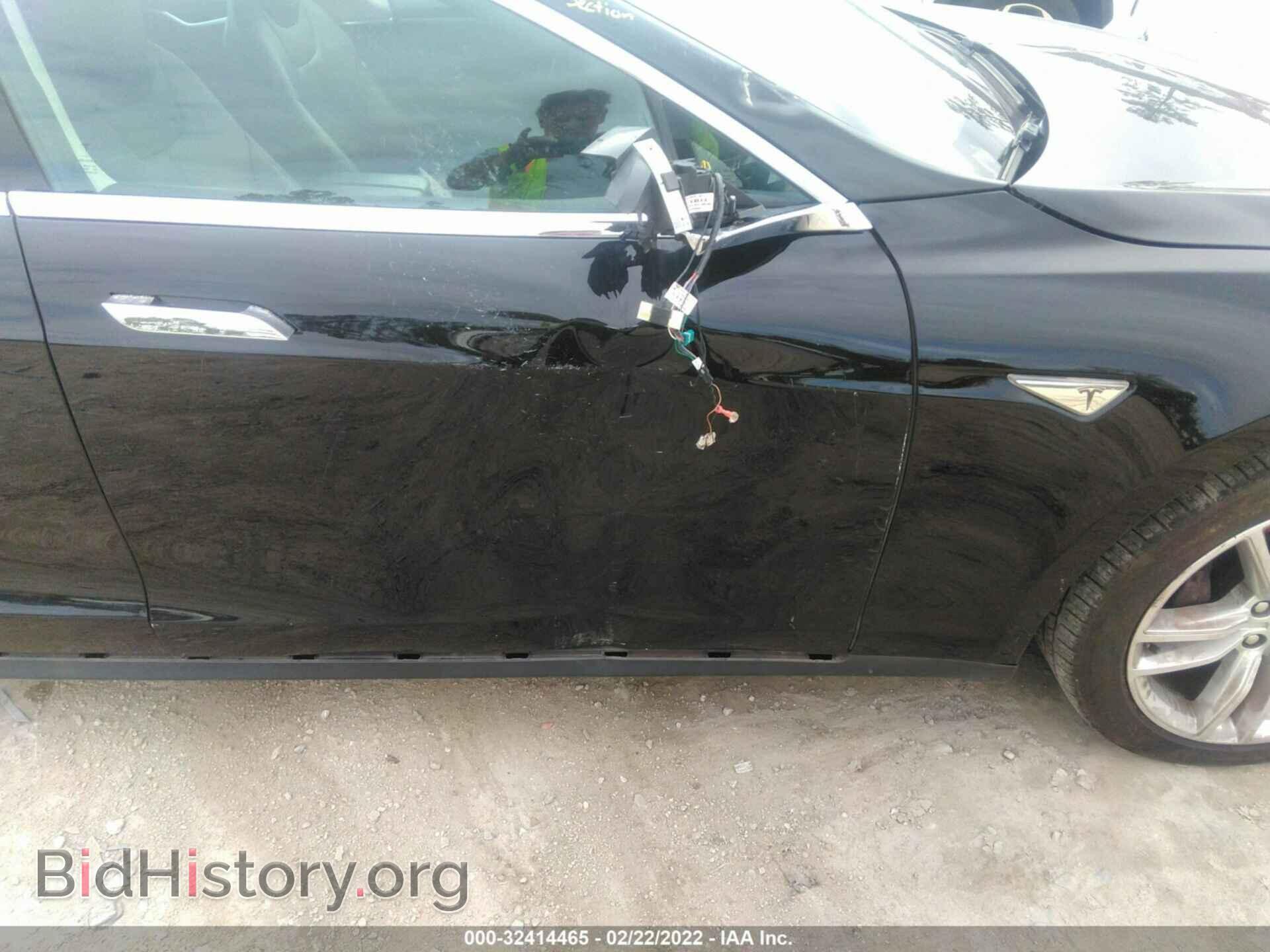 2014 TESLA MODEL S - VIN: 5YJSA1H1XEFP32542 - Фото 6