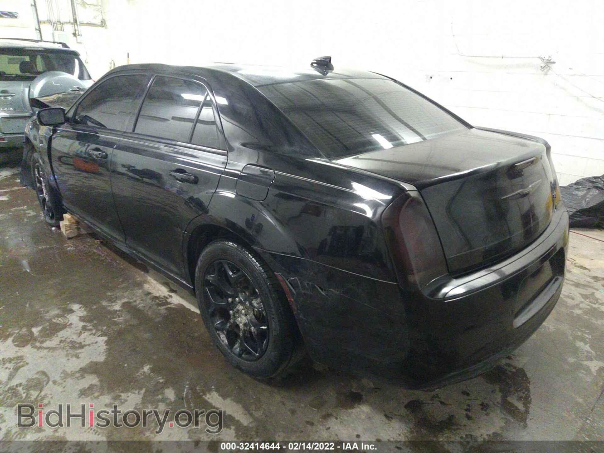 2017 CHRYSLER 300 - VIN: 2C3CCAGG4HH648420 - Фото 3