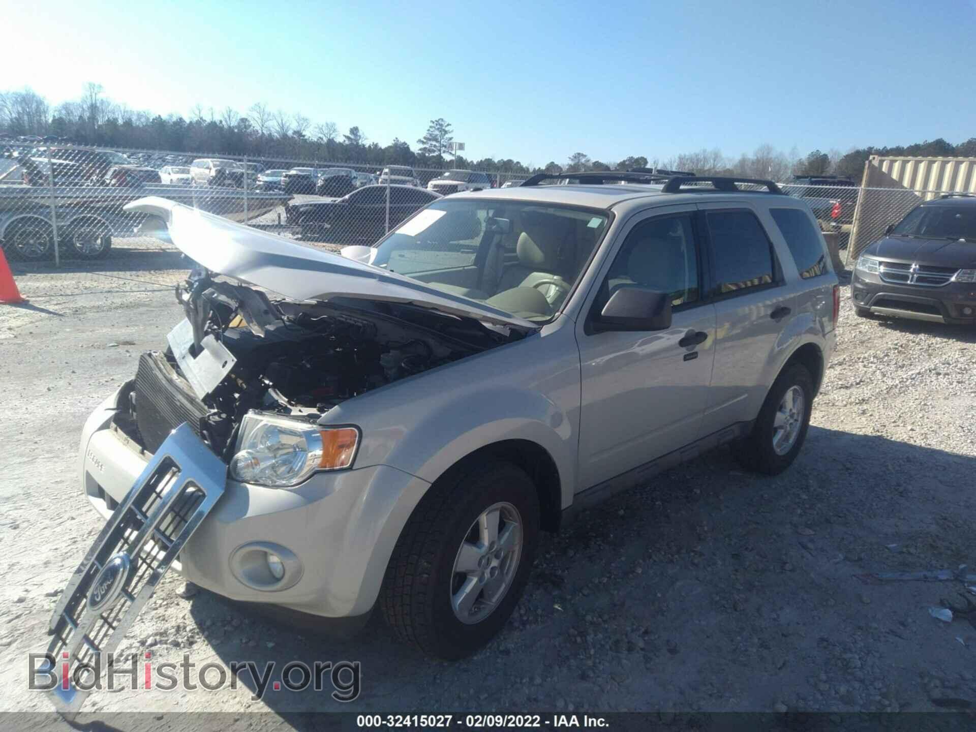 2009 FORD ESCAPE - VIN: 1FMCU93G89KB93929 - Фото 2