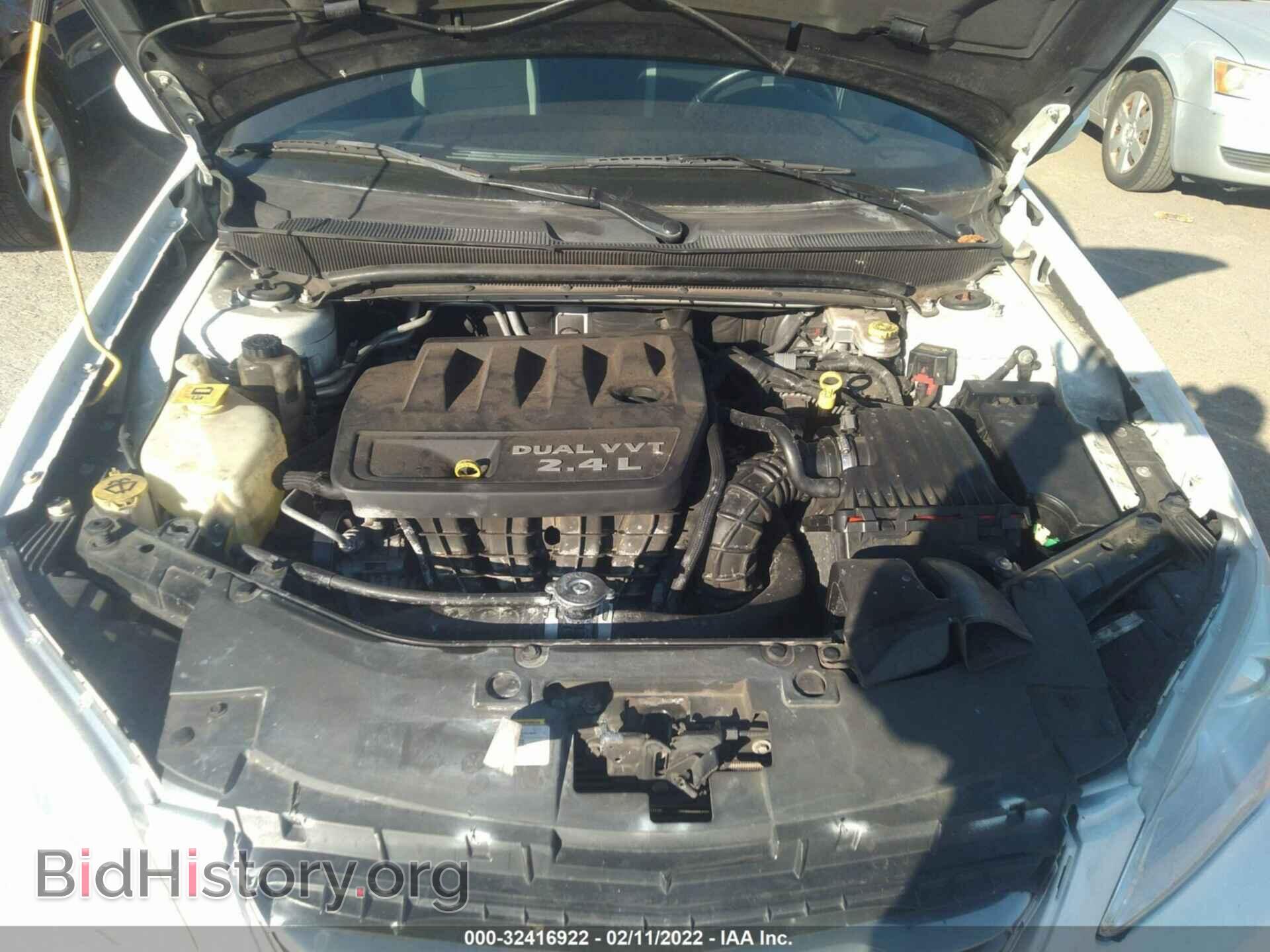 2011 CHRYSLER 200 - VIN: 1C3BC1FBXBN585713 - Фото 10